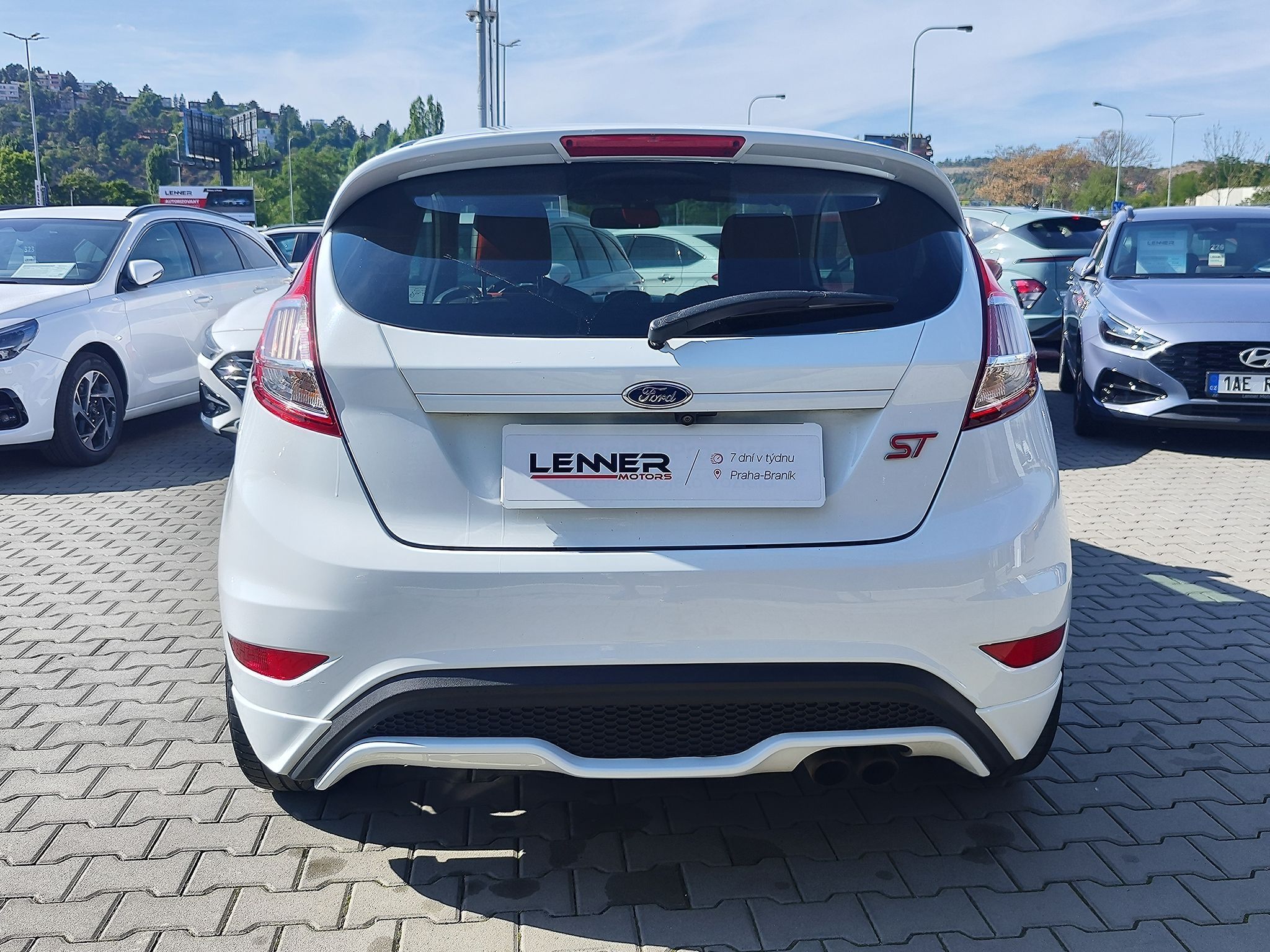 Ford Fiesta, 1.6/134kW ST ČR 1.Majitel - fotka 6