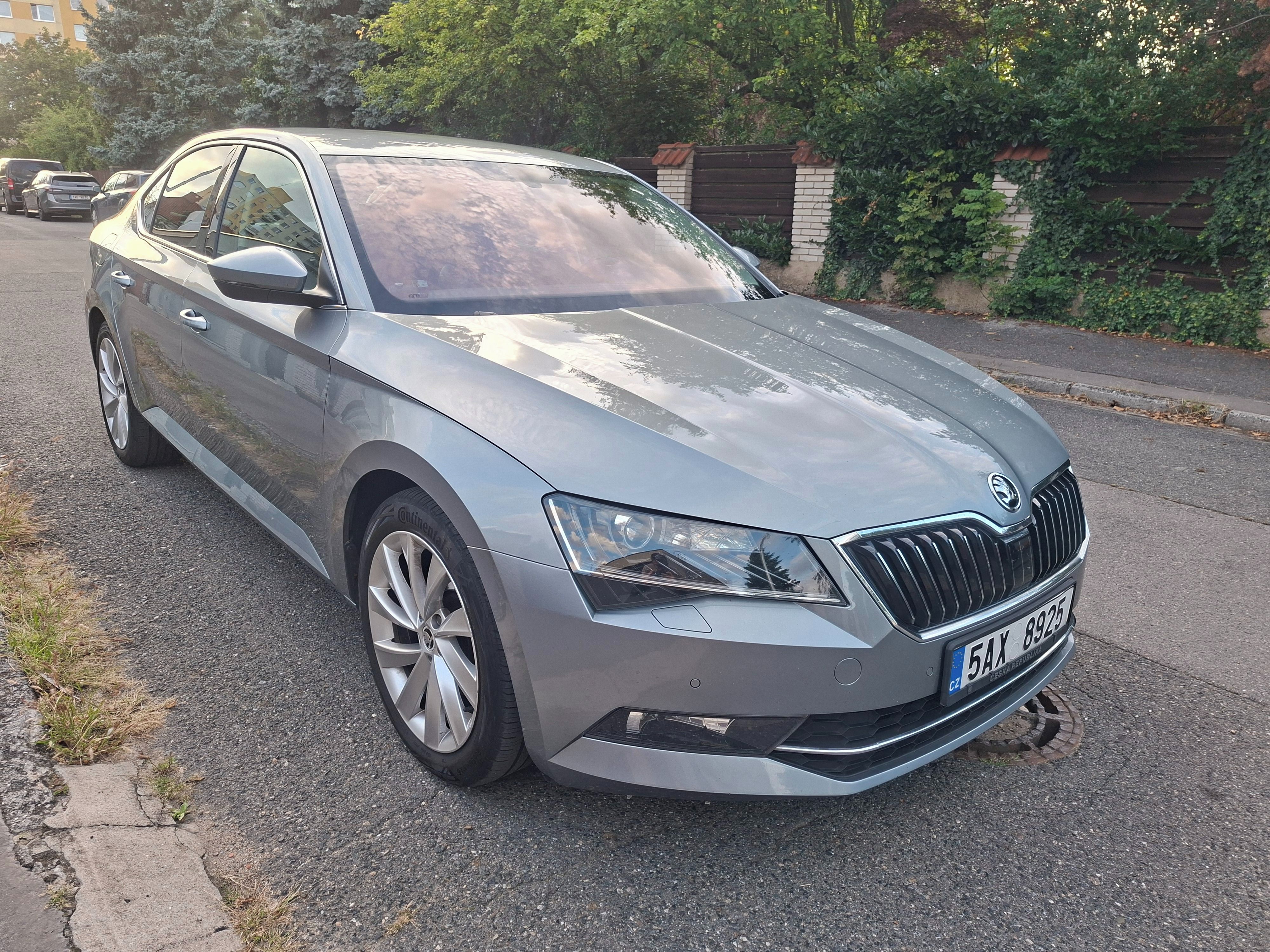 Škoda Superb, 2.0 TDI, 110kW, Style, DSG - fotka 3