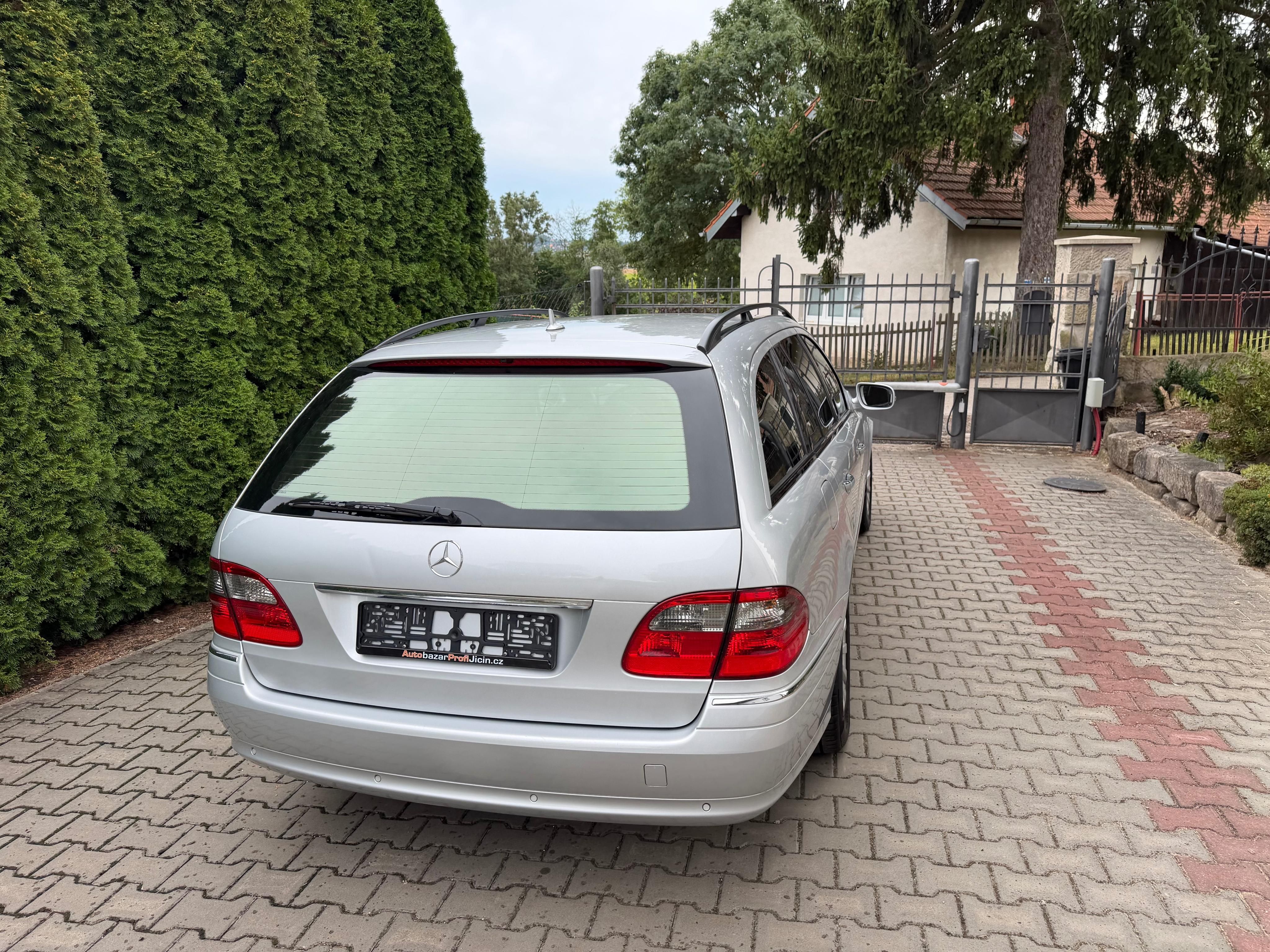 Mercedes-Benz Třídy E, 220 CDi automat klima nová STK - fotka 5