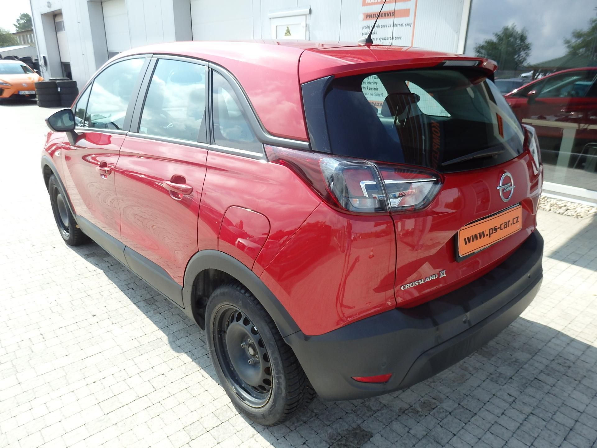 Opel Crossland X, 1.2i KLIMA, NAJETO 36094 KM - fotka 5