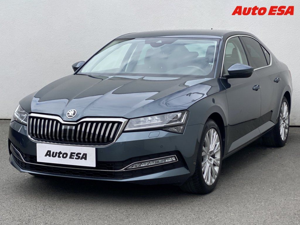 Škoda Superb, 2.0 TDi - fotka 3