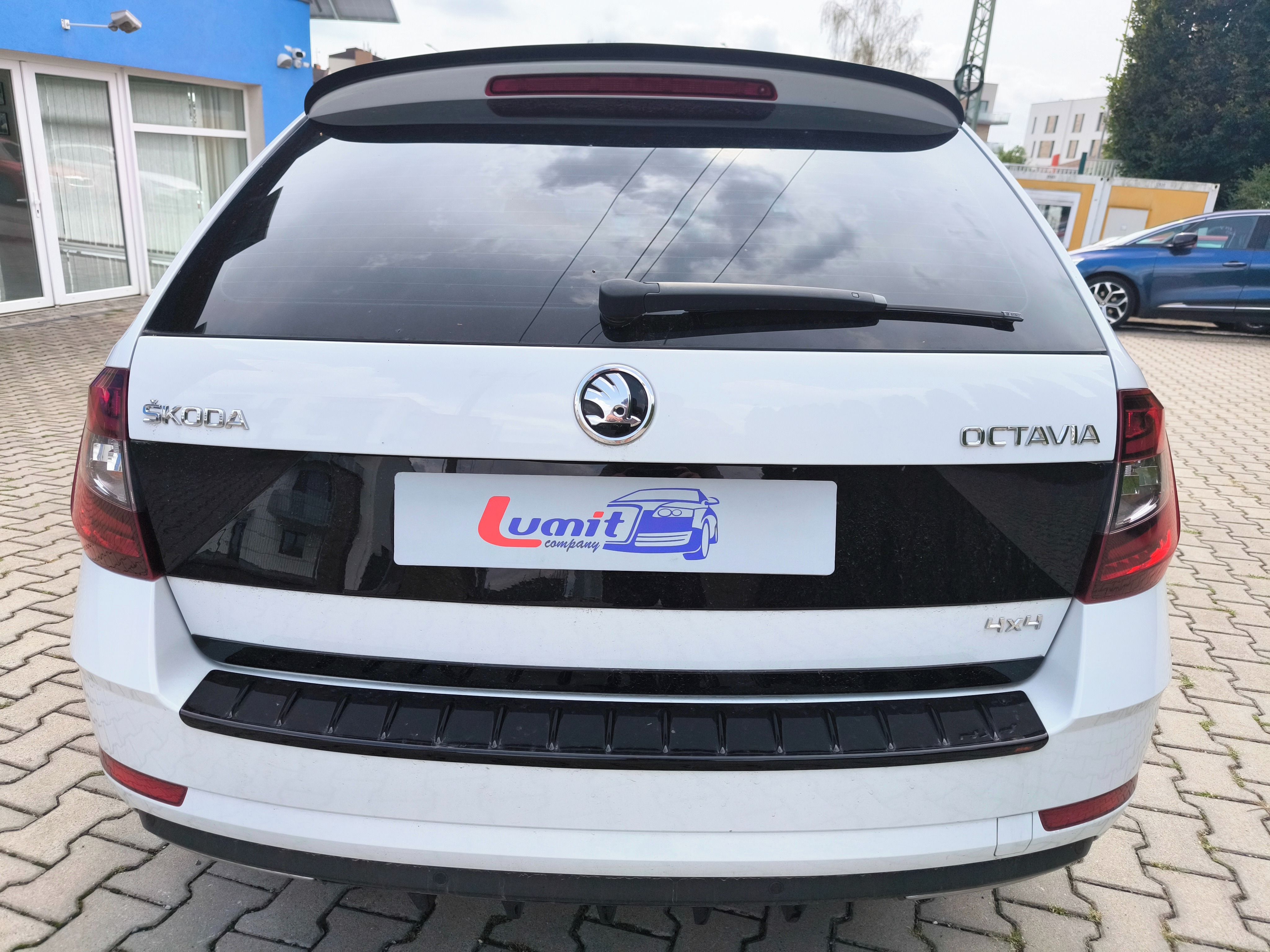 Škoda Octavia, 2.0 TDi 135kW L&K 4x4 DSG - fotka 6
