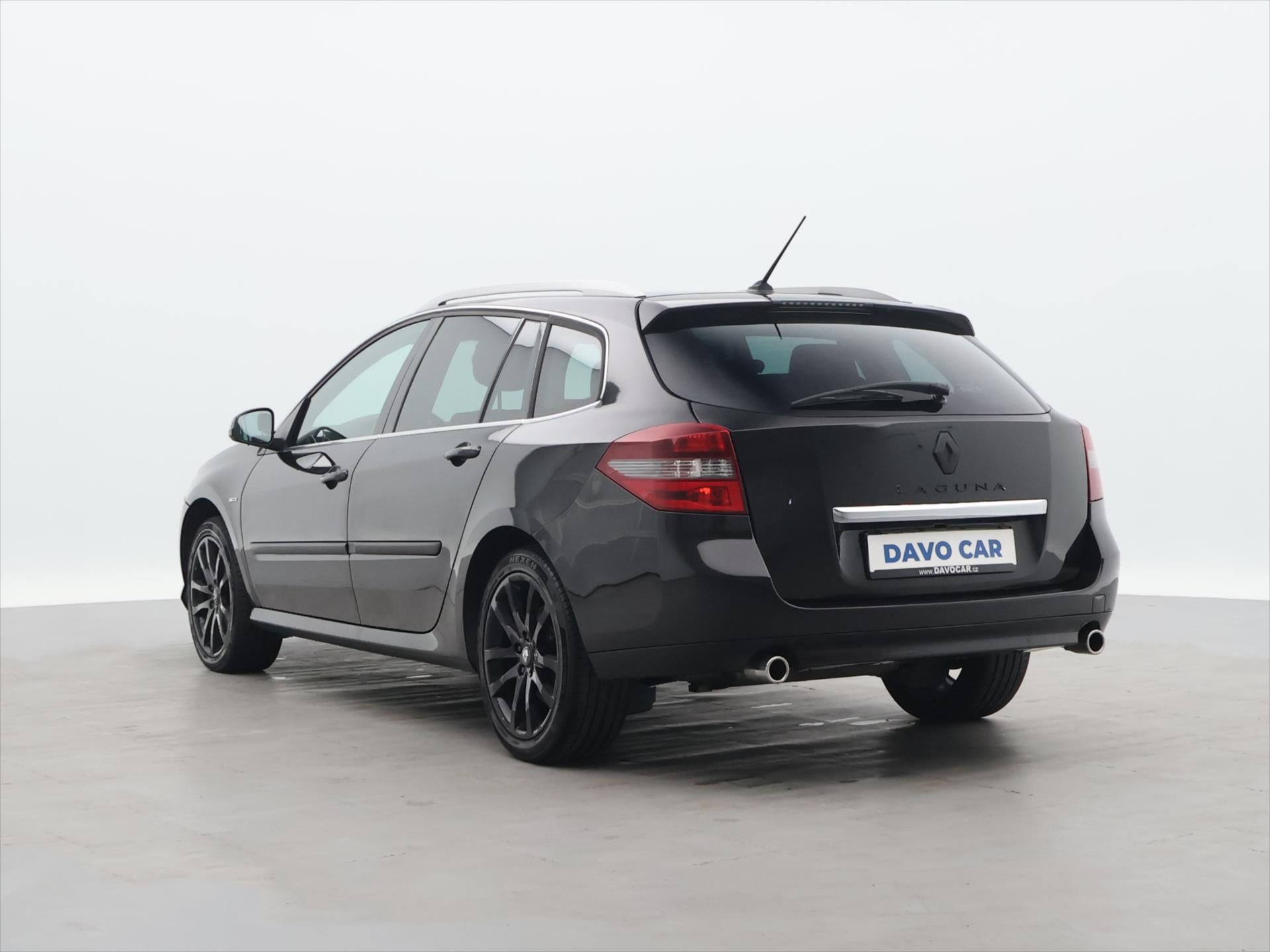 Renault Laguna, 2,0 dCi 110 kw Black Edition - fotka 5