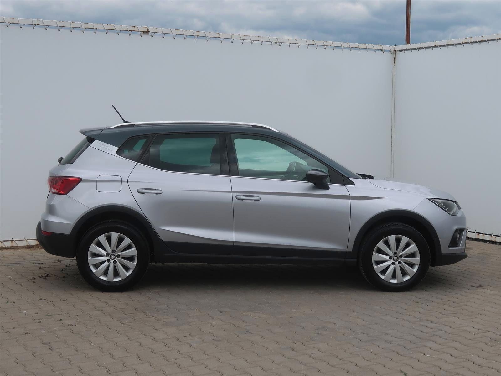 Seat Arona, 1.6 TDI, Automat - fotka 6