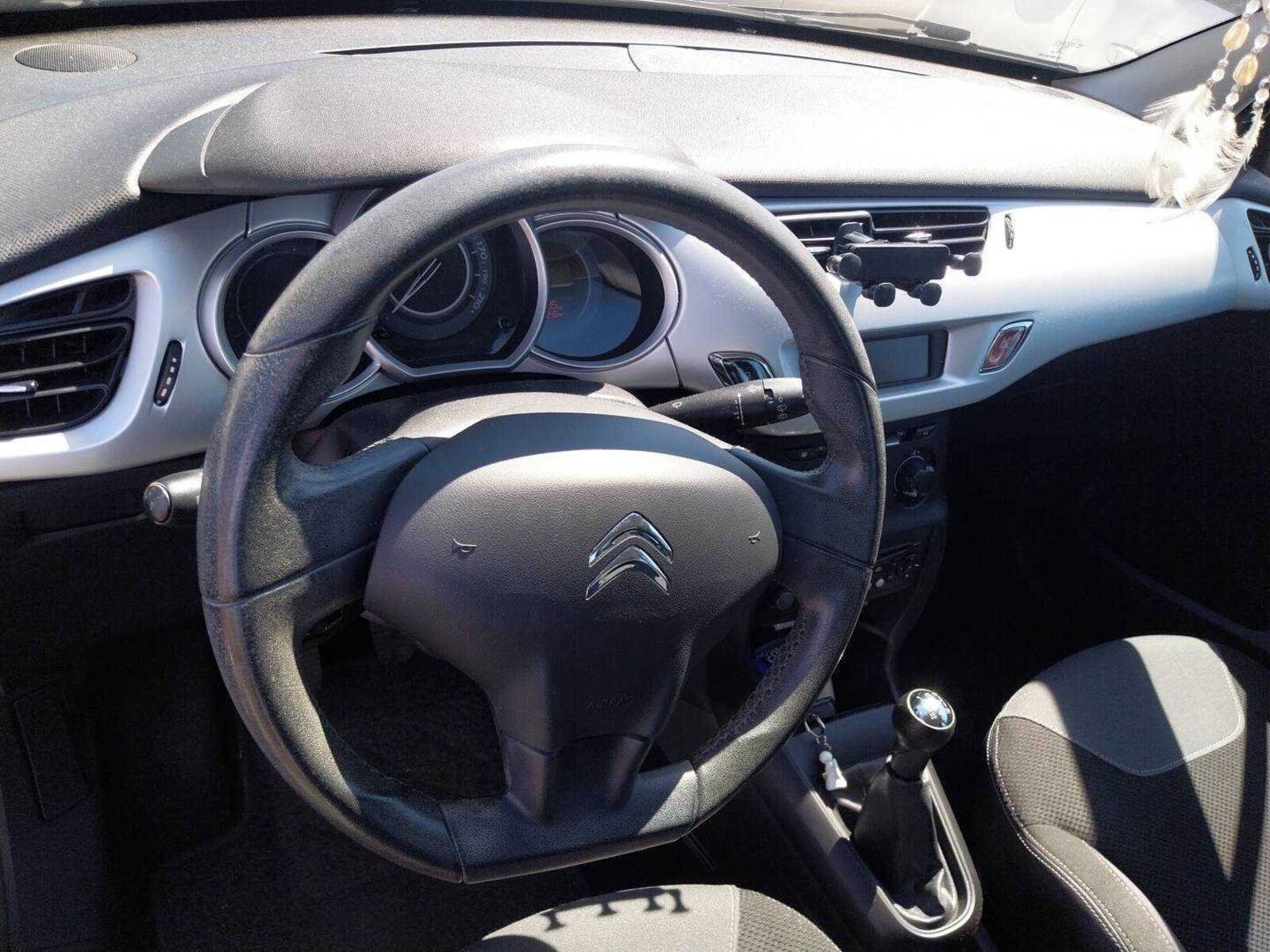 Citroën C3, 1.4 i, Klima, El. okna - fotka 3
