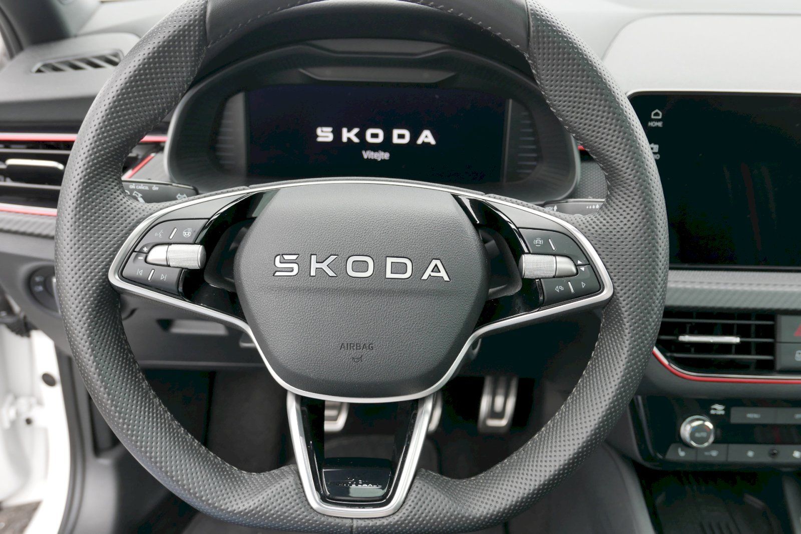 Škoda Kamiq, 1.0 TSI 85 kW M6° Monte Carlo - fotka 6