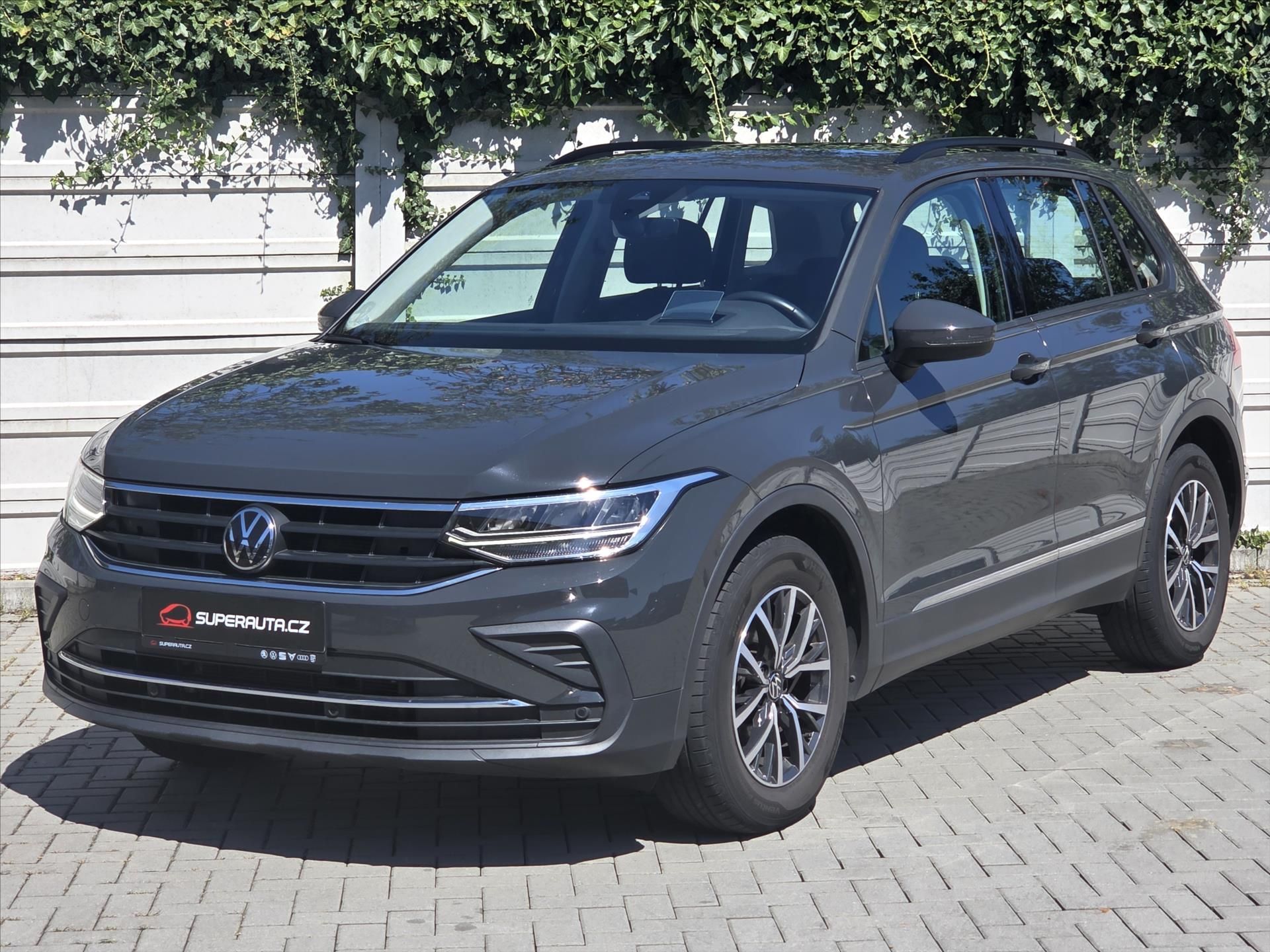Volkswagen Tiguan, 1,5 TSi evo DSG Life 1.maj 16V - fotka 3