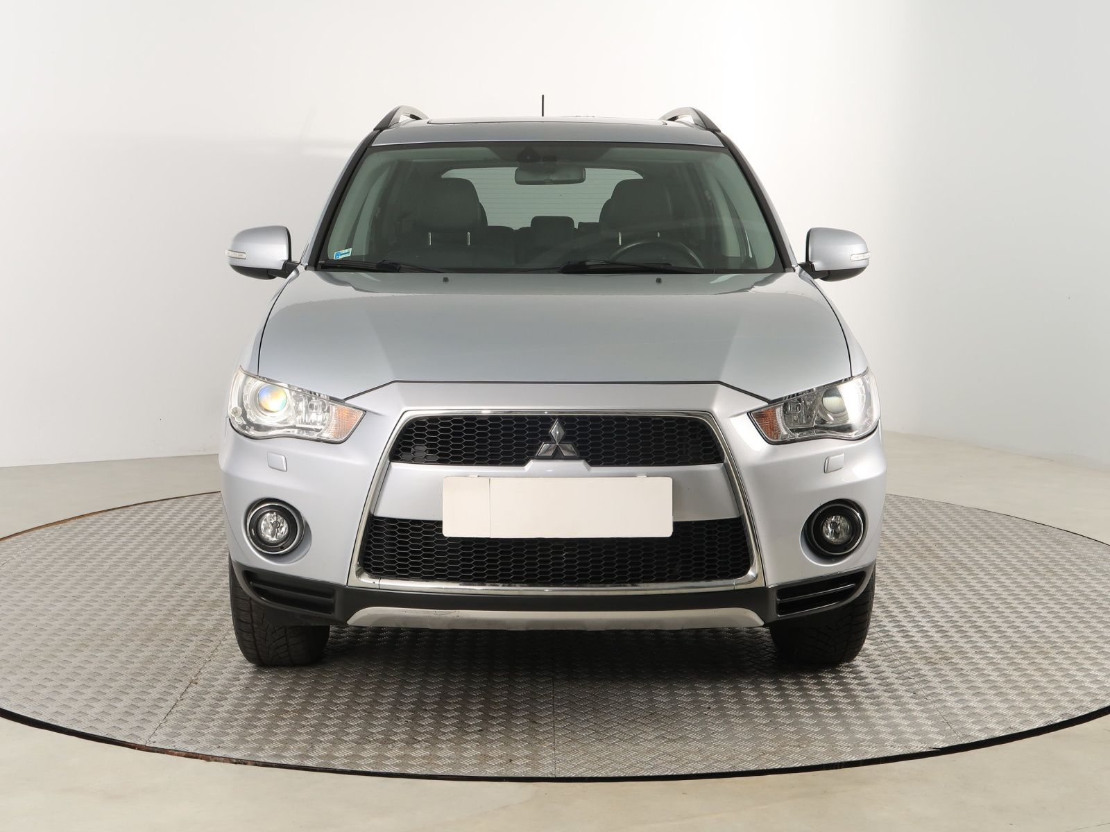 Mitsubishi Outlander, 2.2 DI-D, 4X4, Automat - fotka 2