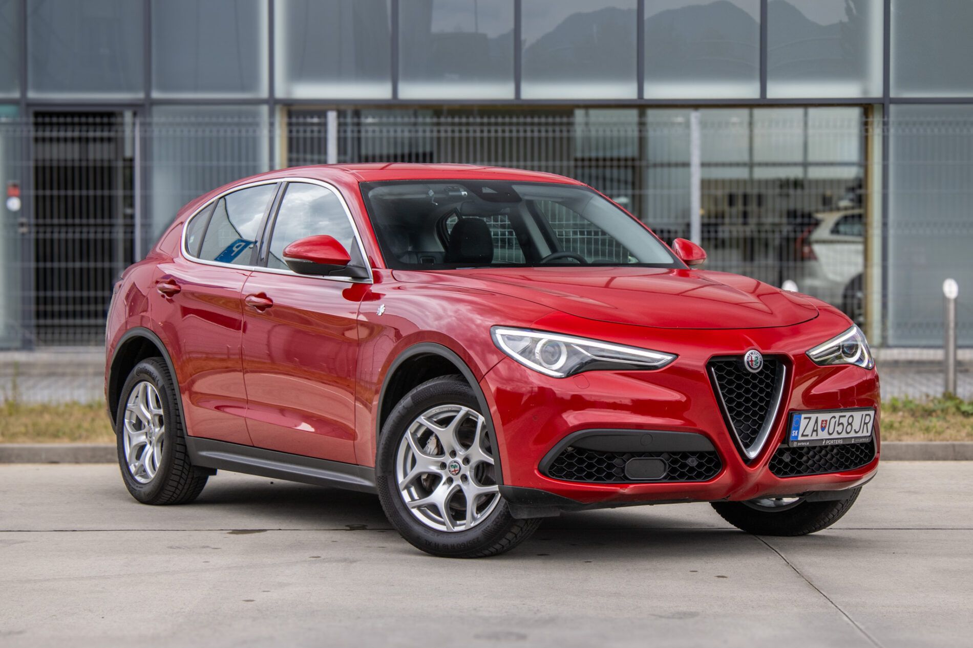 Alfa Romeo Stelvio - fotka 3