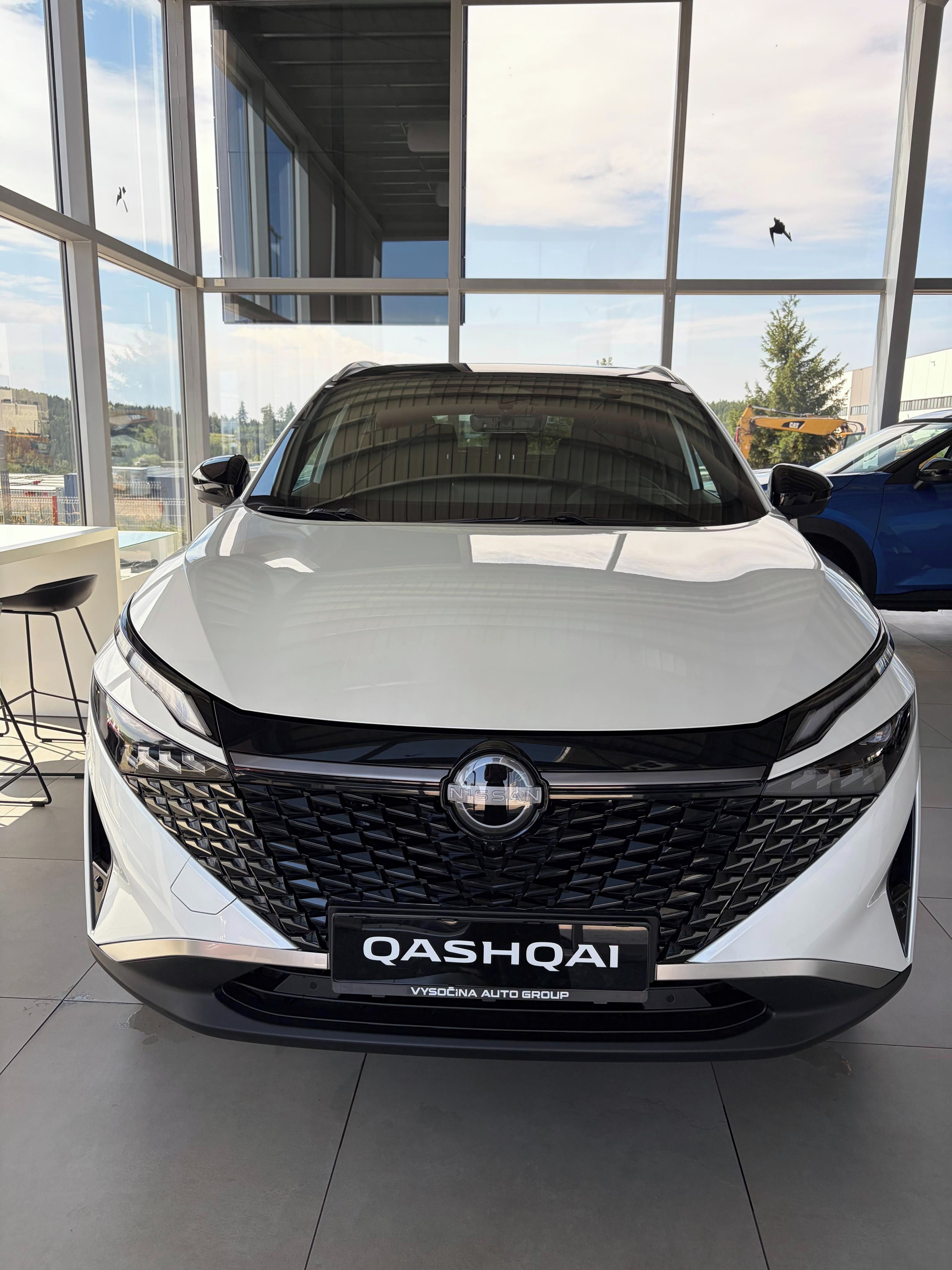 Nissan Qashqai, 1.3 DIG-T mHEV,TEKNA,2WD,AT - fotka 2