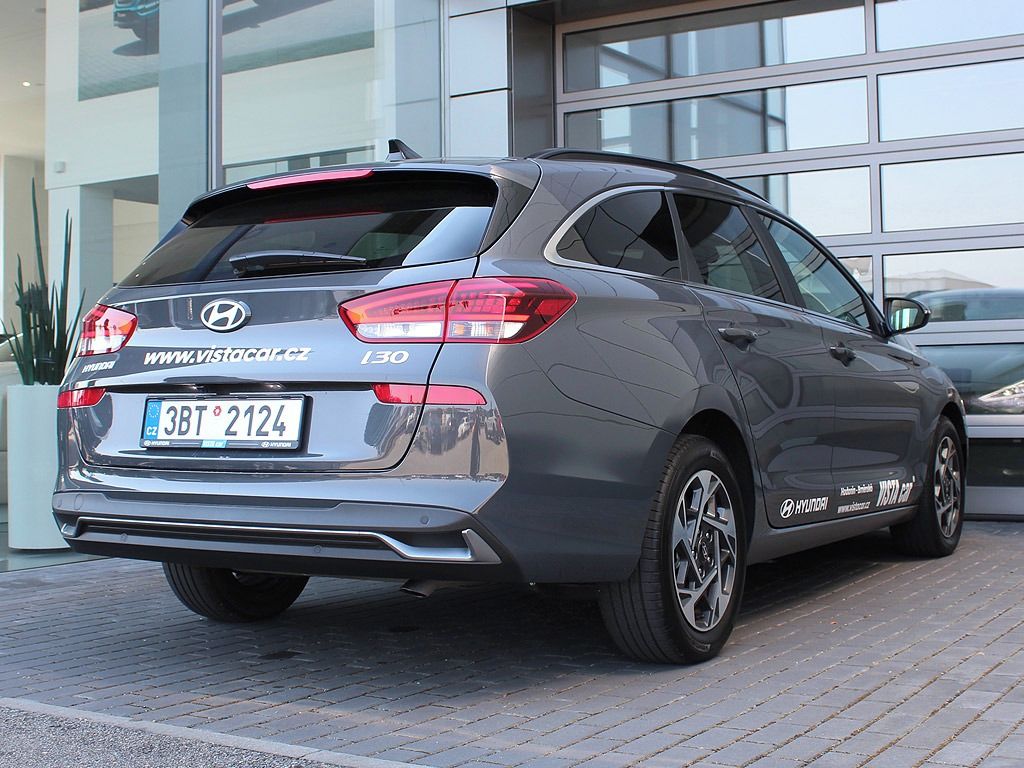 Hyundai i30, WG 26 1,6TGDI DCT STYLE - fotka 2