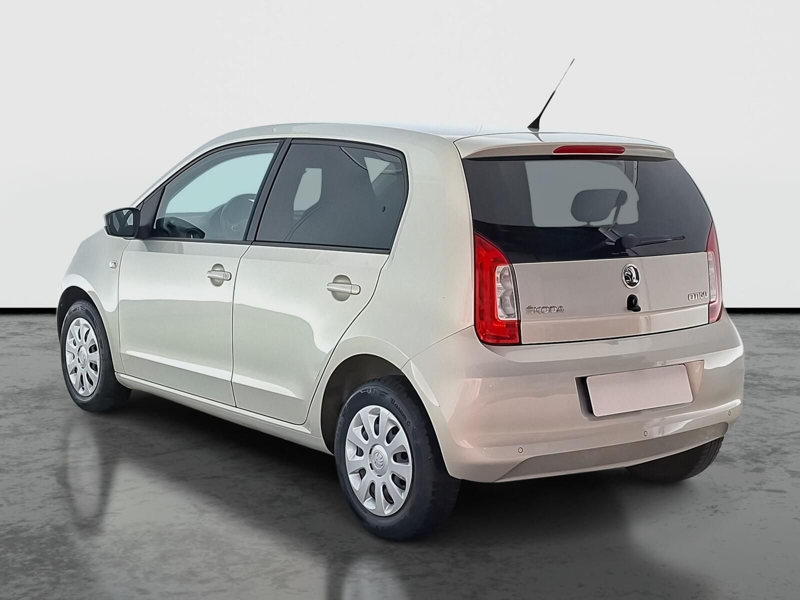 Škoda Citigo, 1.0 MPI, po STK, jezdí výborně - fotka 4