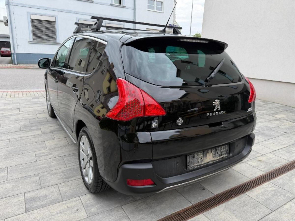 Peugeot 3008, 2,0 Diesel-Hybrid 4x4 Allure - fotka 4