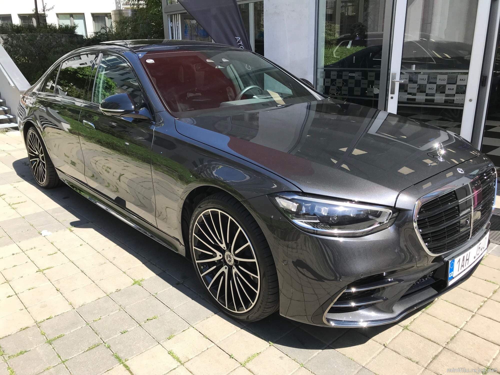 Mercedes-Benz Třídy S, Long 450d 4M AMG - fotka 2