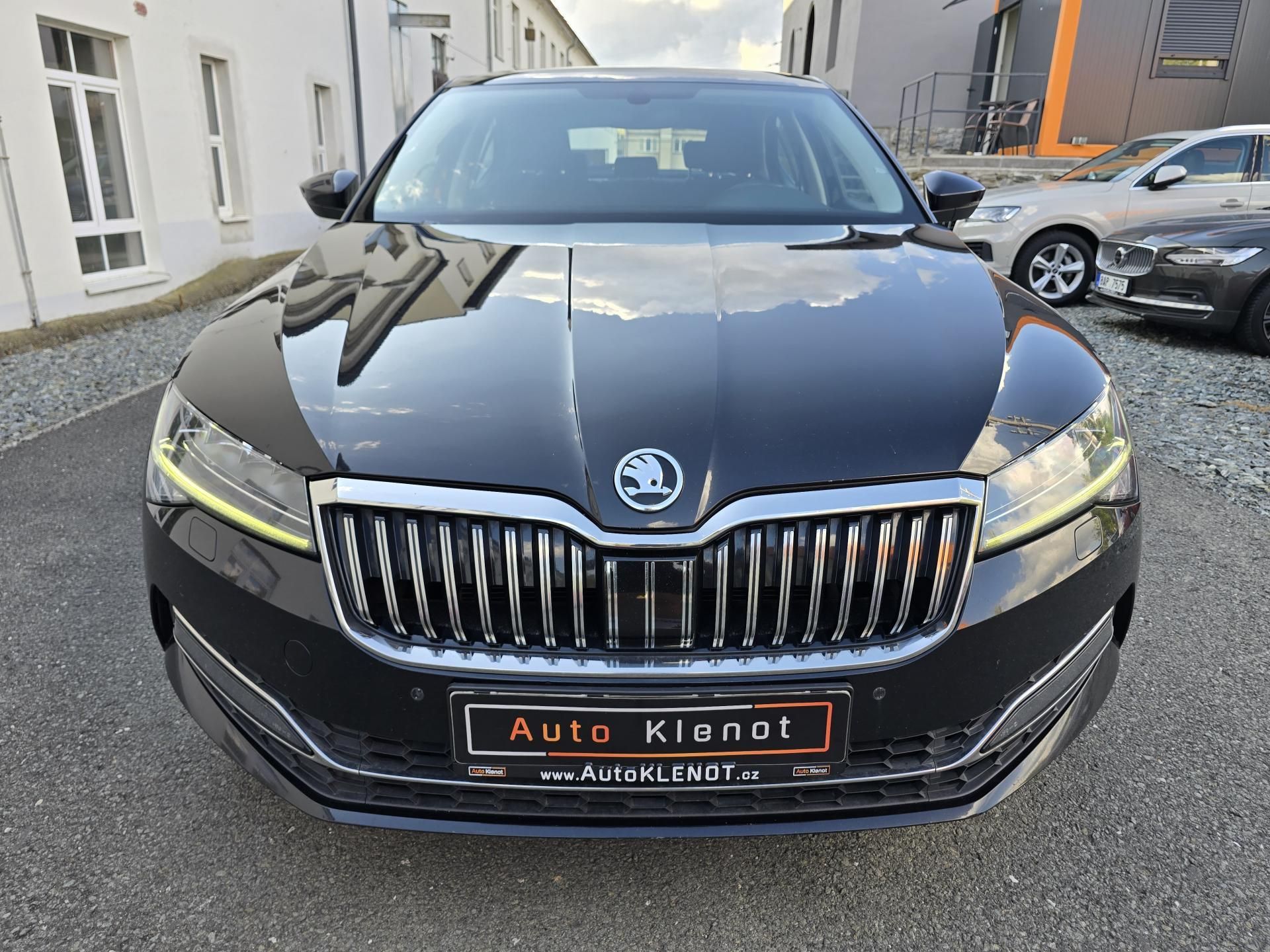 Škoda Superb, 200kW 4x4 DSG STYLE DPH - fotka 3