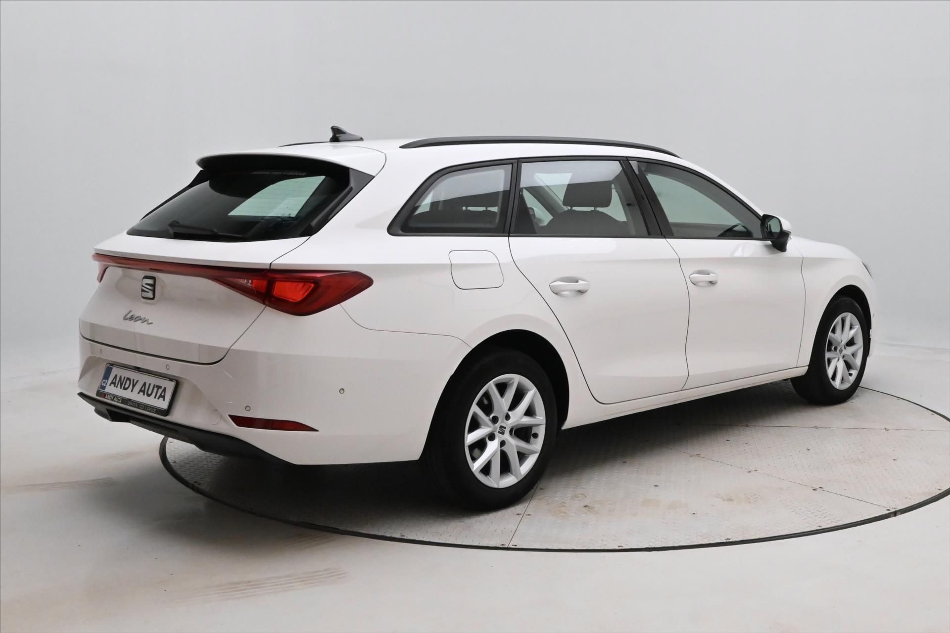 Seat Leon, 2,0 TDI 110 kW DSG Style Záruk - fotka 5