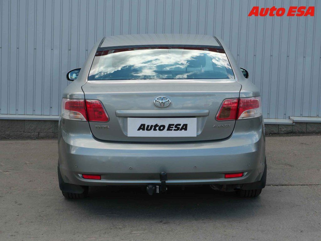 Toyota Avensis, 1.8i - fotka 5