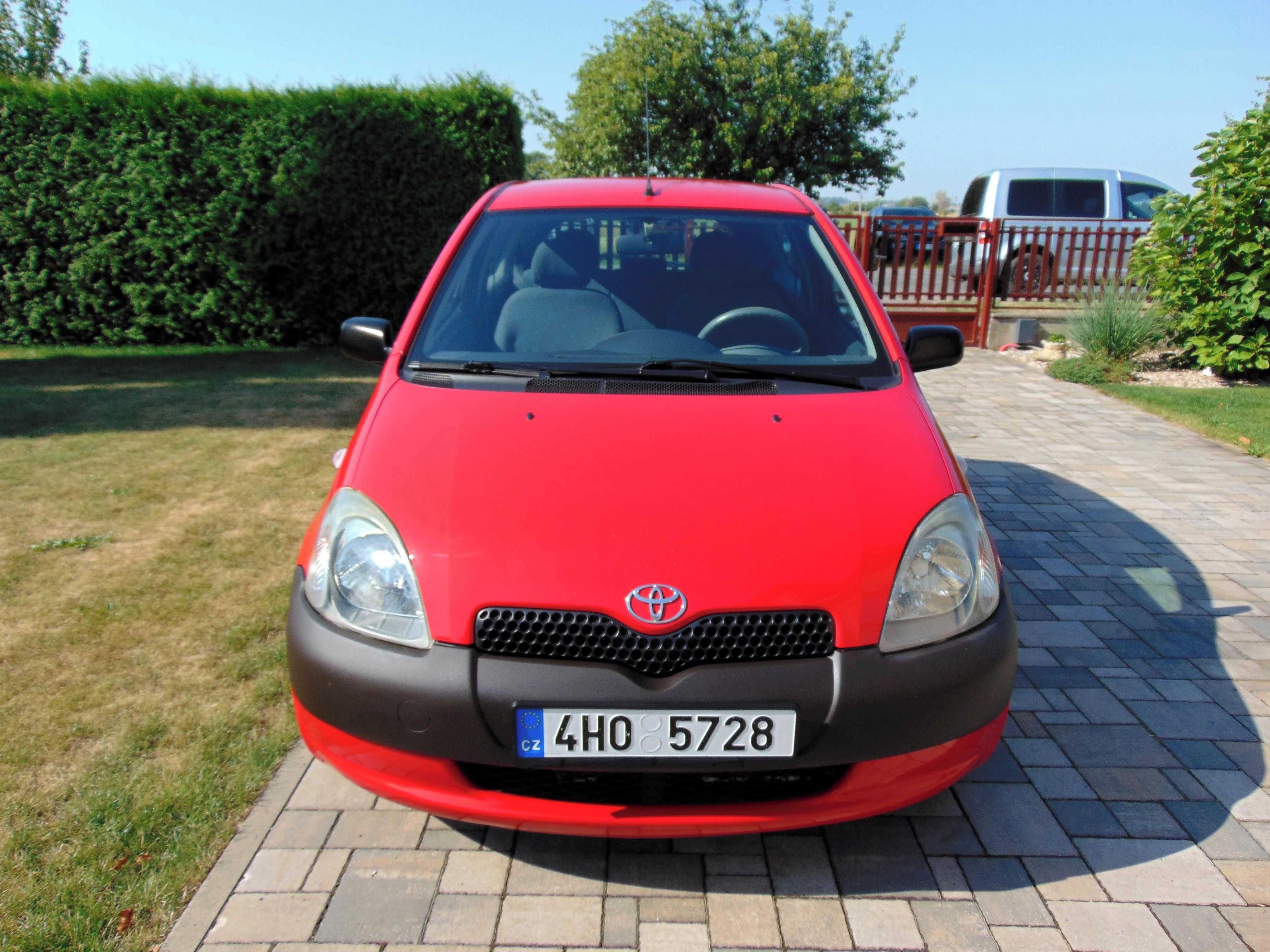 Toyota Yaris, 1.0 50kW,BENZIN,PŮVOD ČR,KLIMA - fotka 2