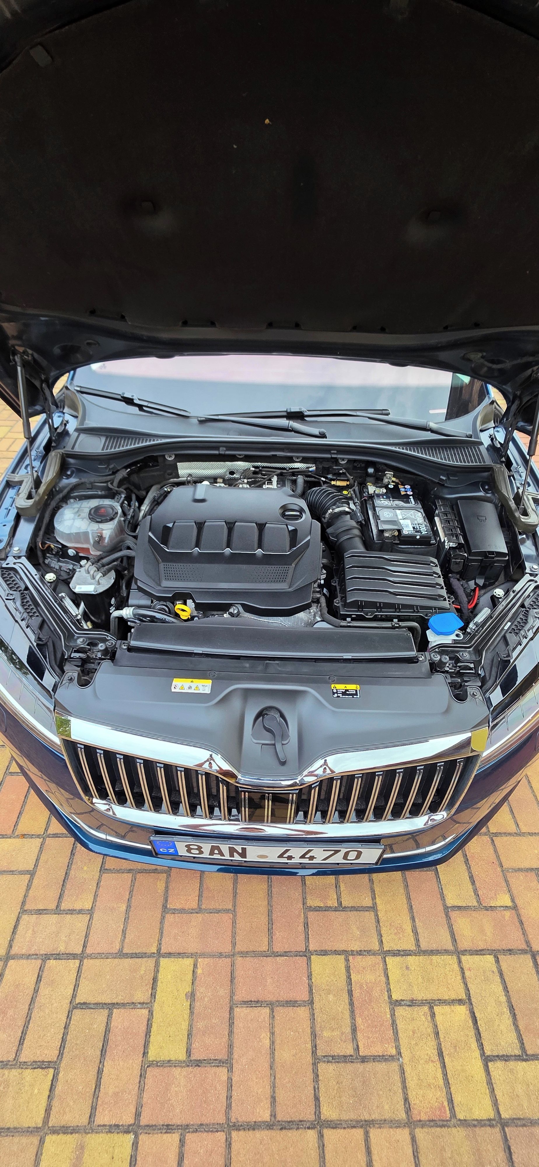 Škoda Superb, Perfektní stav - 1.maj. lékař - fotka 4