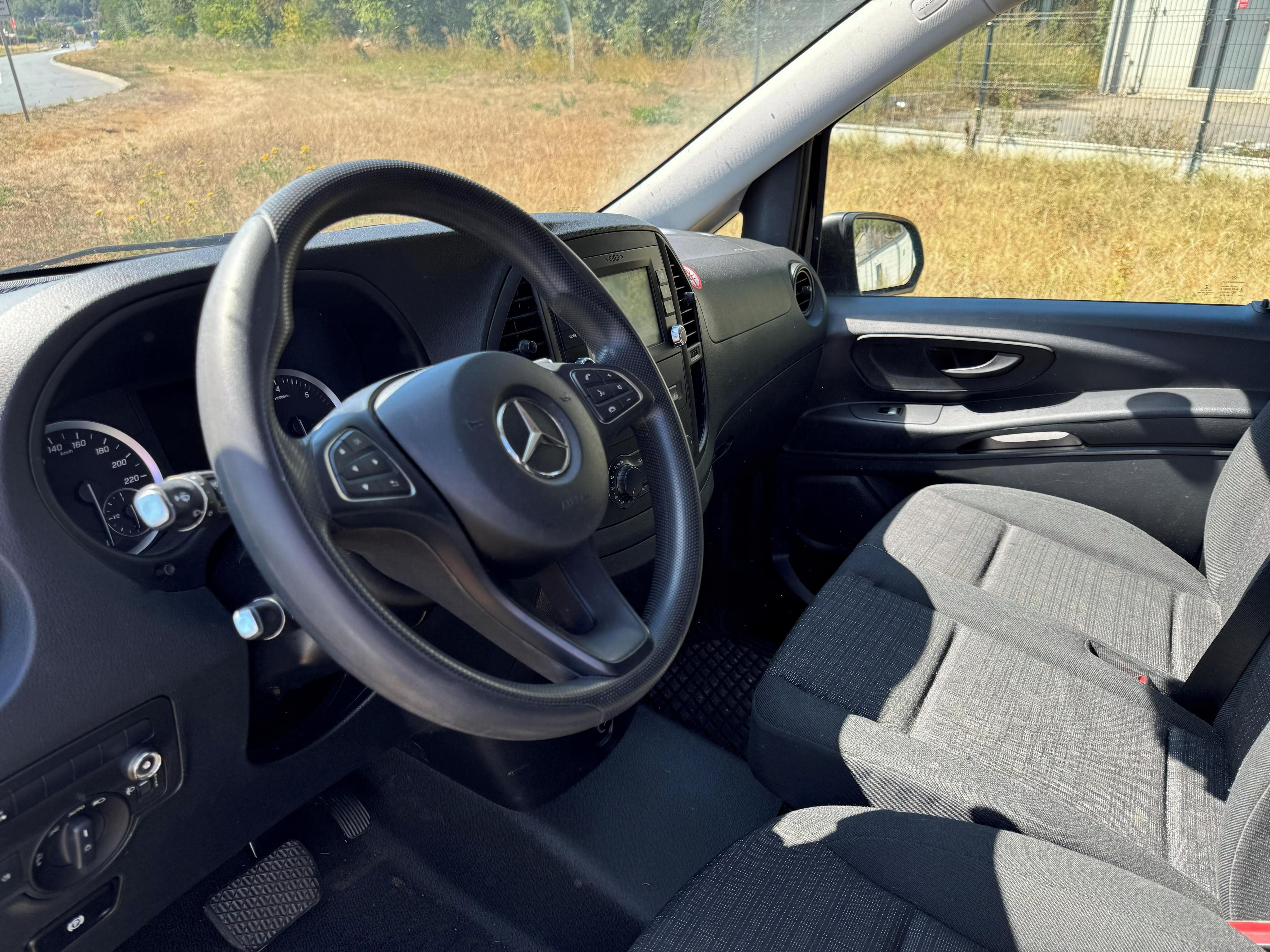 Mercedes-Benz Vito, Tourer, 9 MÍST, TAŽNÉ, AUTOMAT - fotka 5