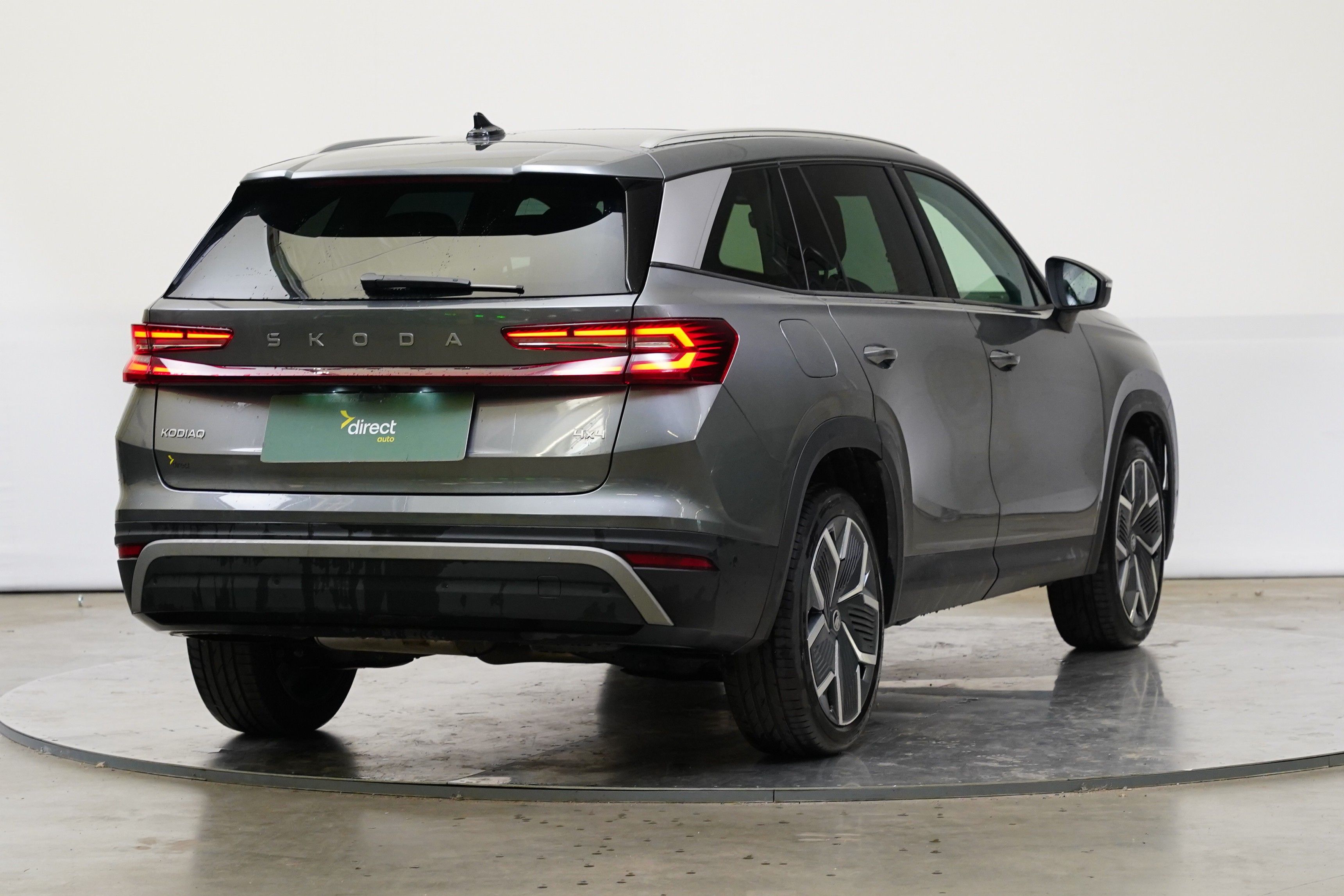 Škoda Kodiaq, 2.0 TDI 142 kW Exclusive Selec - fotka 2