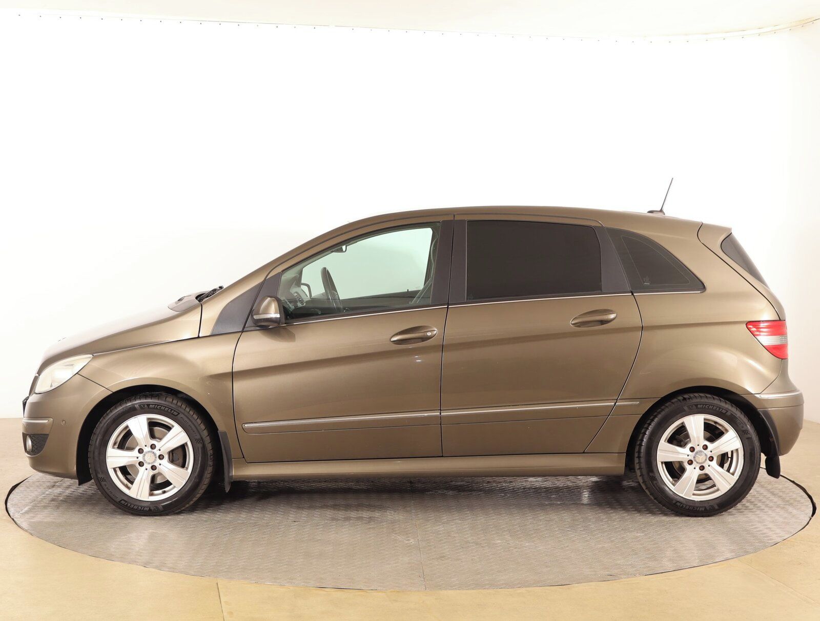 Mercedes-Benz Třídy B, 180 CDI - fotka 3