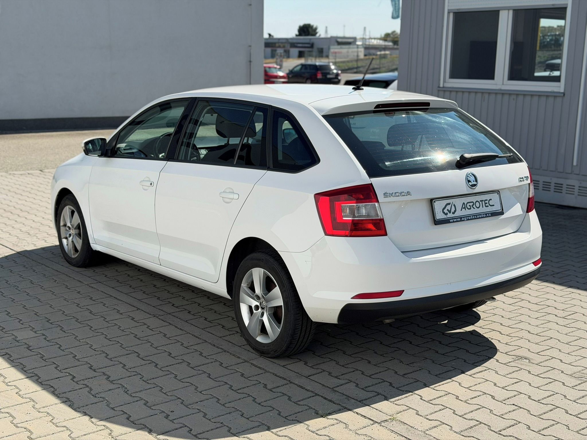 Škoda Rapid, 1.4 TDI 66kW Ambition SB - fotka 5