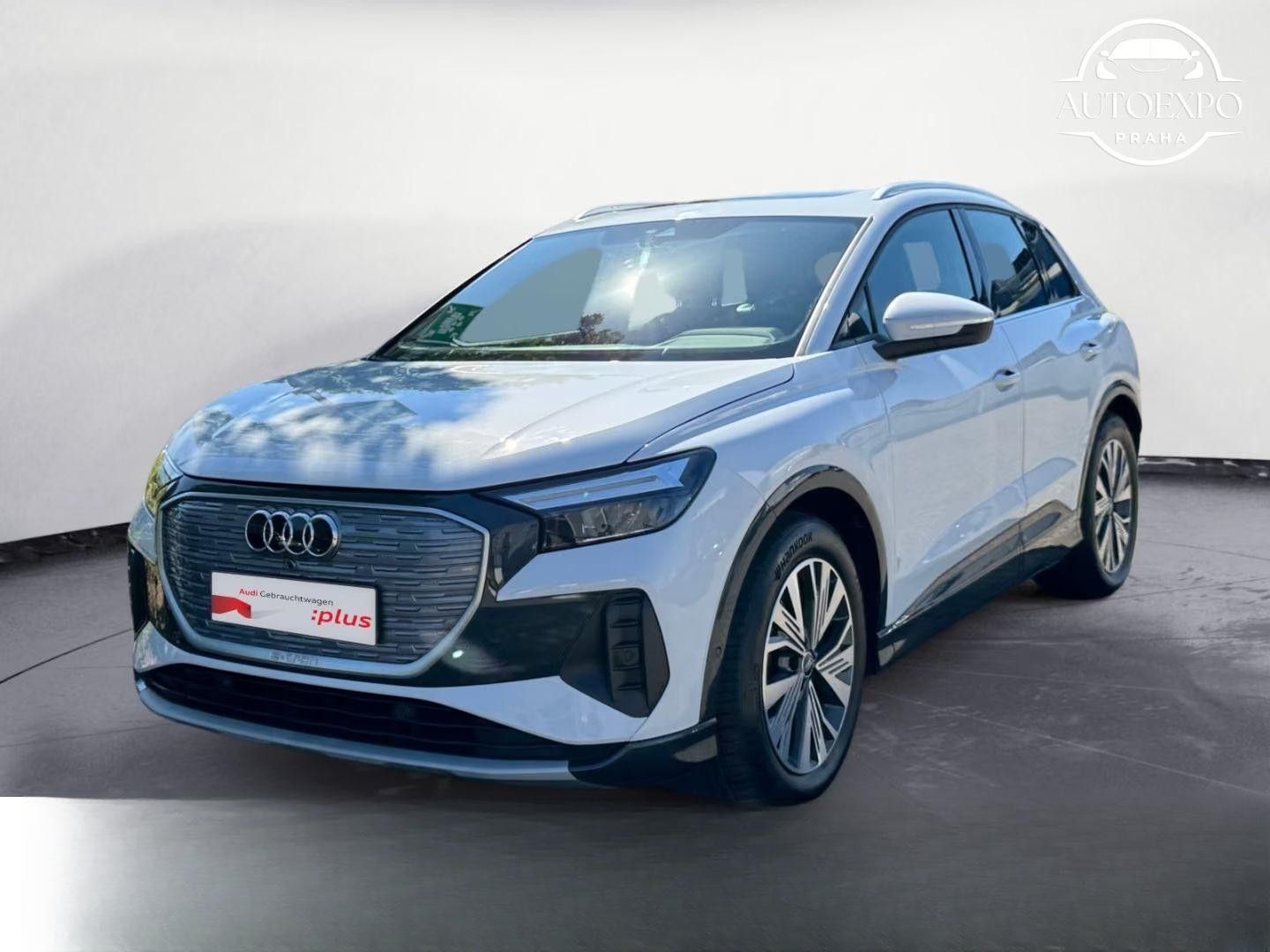 Audi Q4 e-tron, 150 kW PANORAMA*DPH*