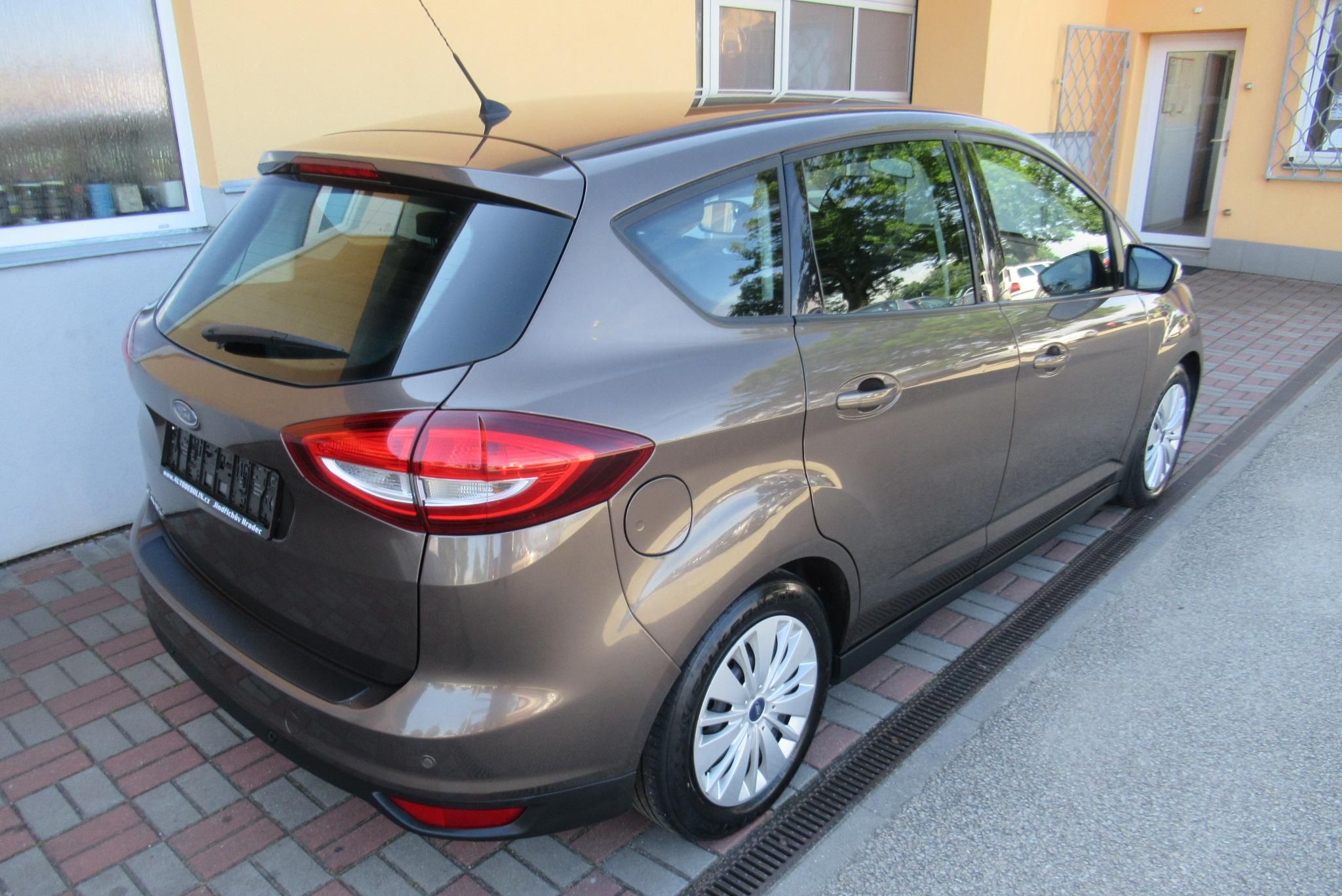 Ford C-MAX, 1.5 TDCi AUT. KLIMA - fotka 2