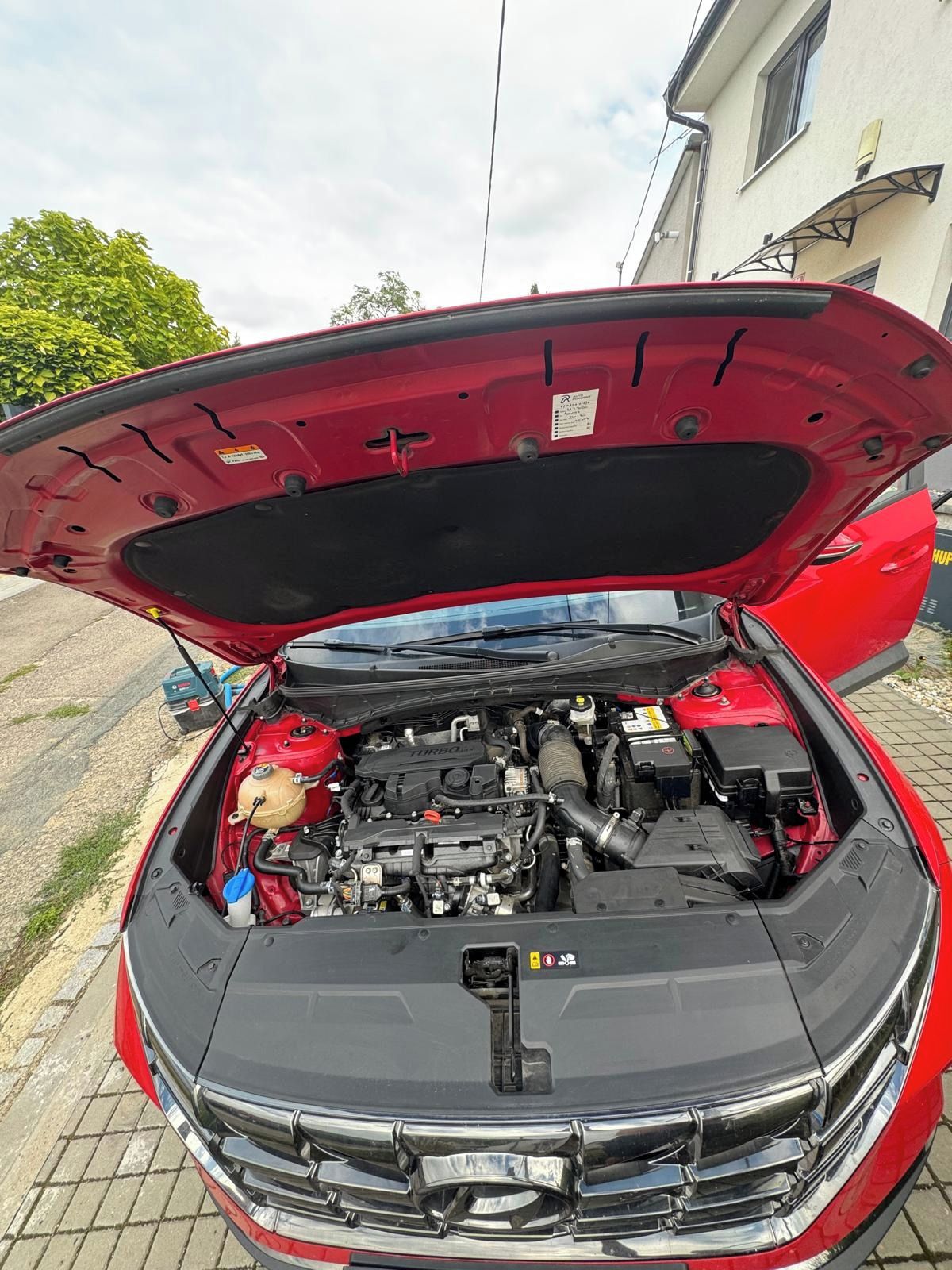 Hyundai Tucson, 1,6 T-GDI, autorizovaný servis - fotka 5