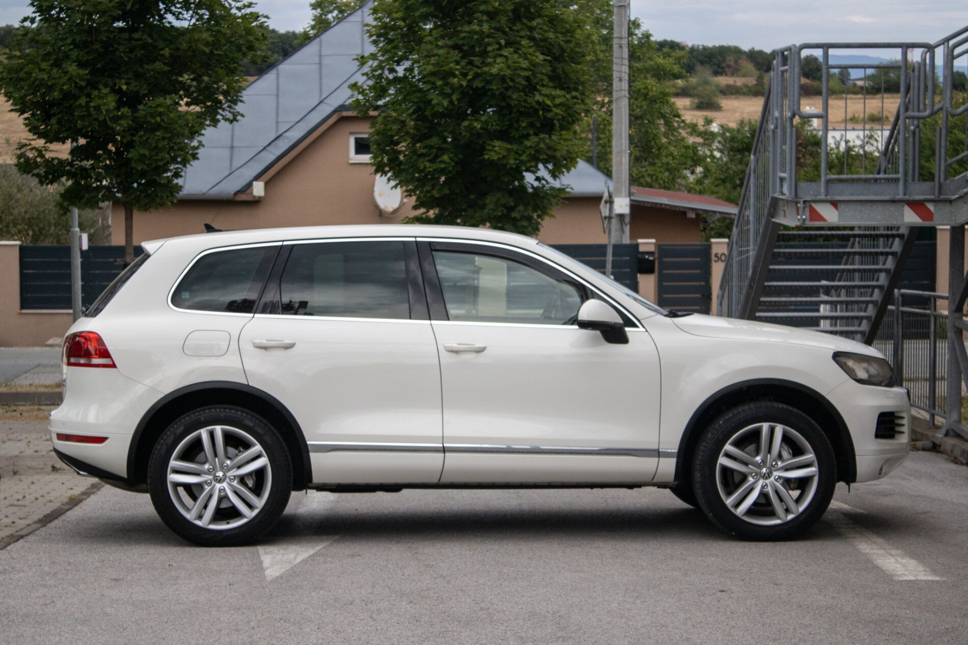 Volkswagen Touareg - fotka 4