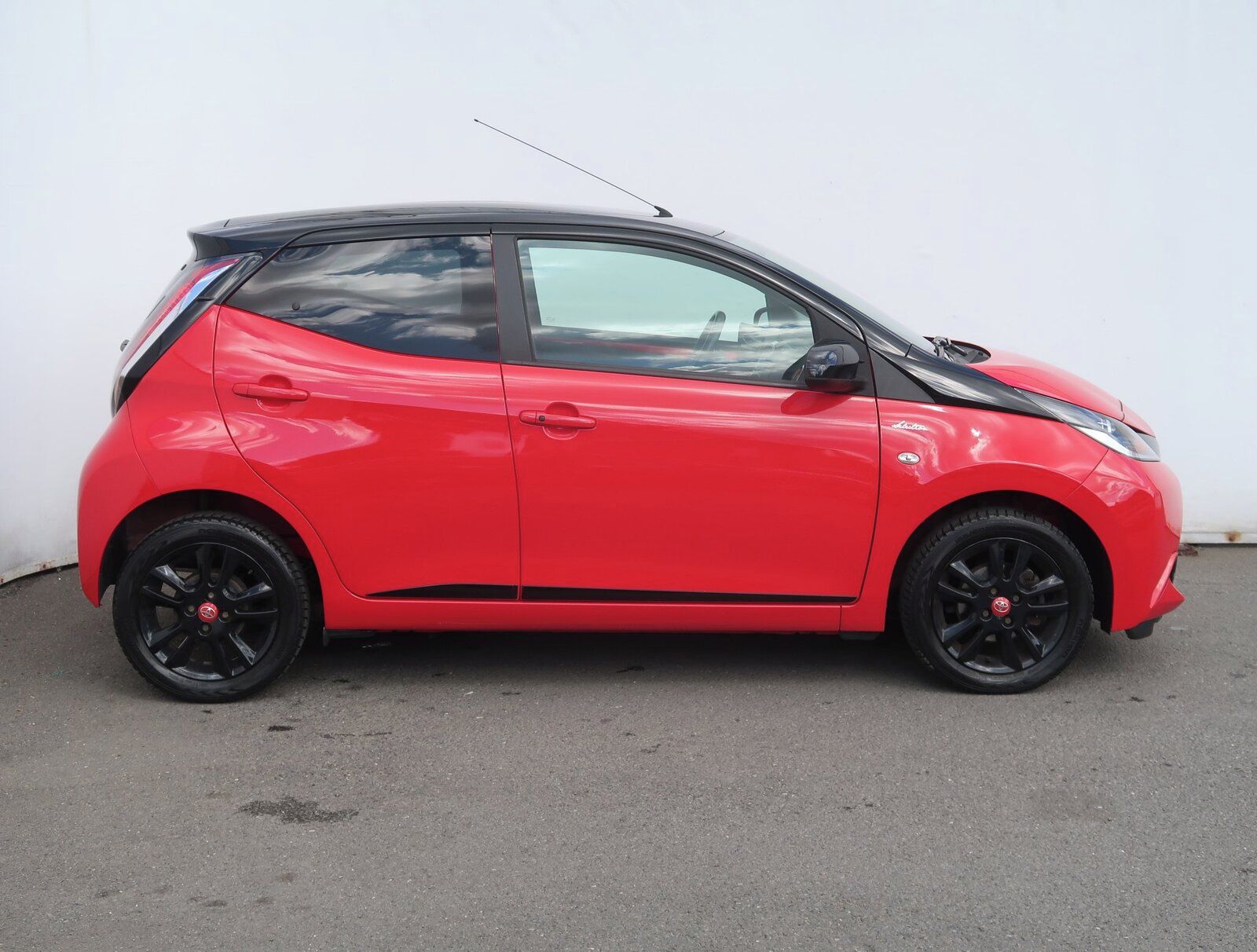 Toyota Aygo, 1.0 VVT-i, Automat, ČR,1.maj - fotka 6