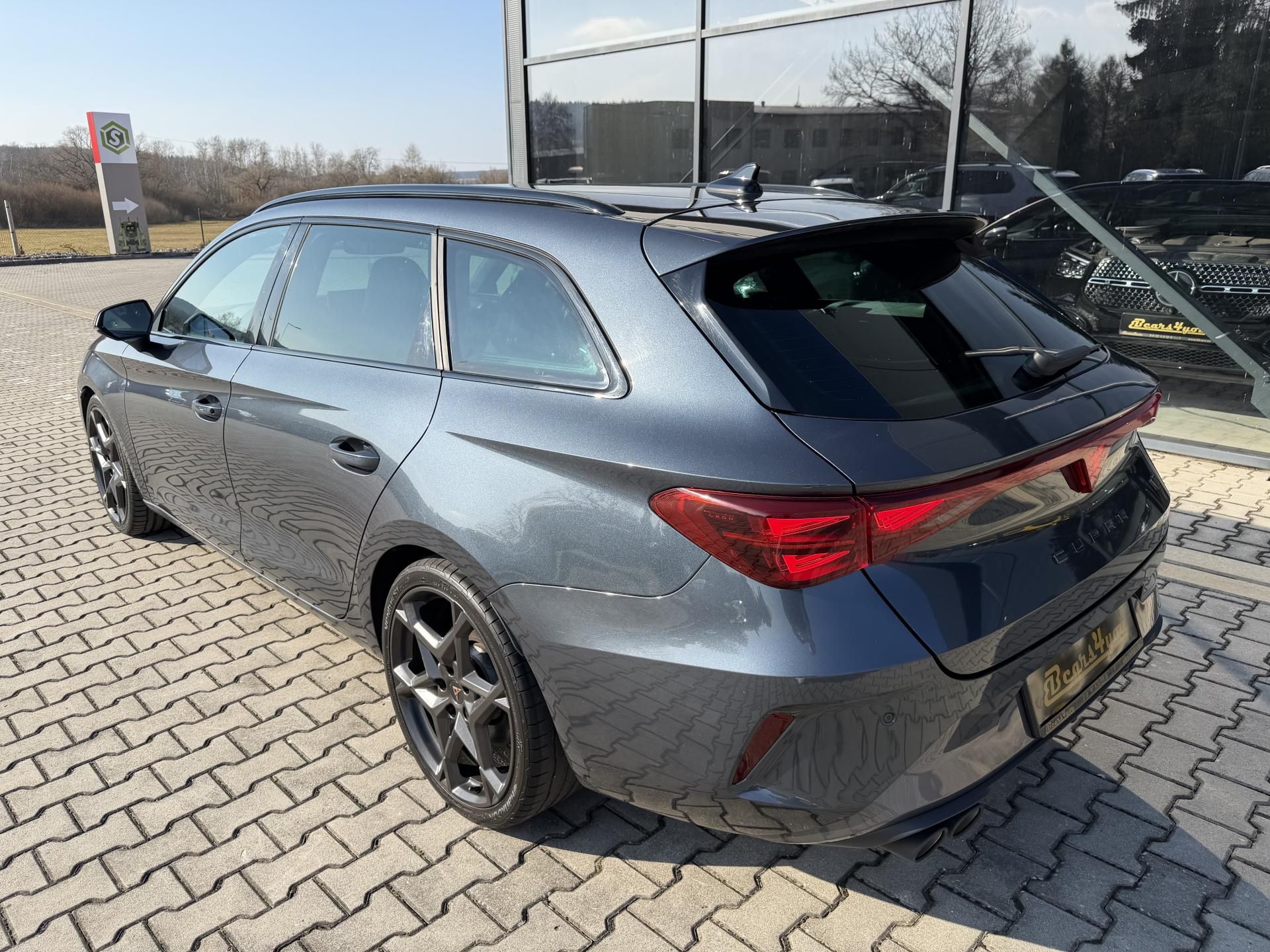 Cupra Leon, VZ 2.0TSI 245kW 4X4 SP DSG TOP - fotka 6