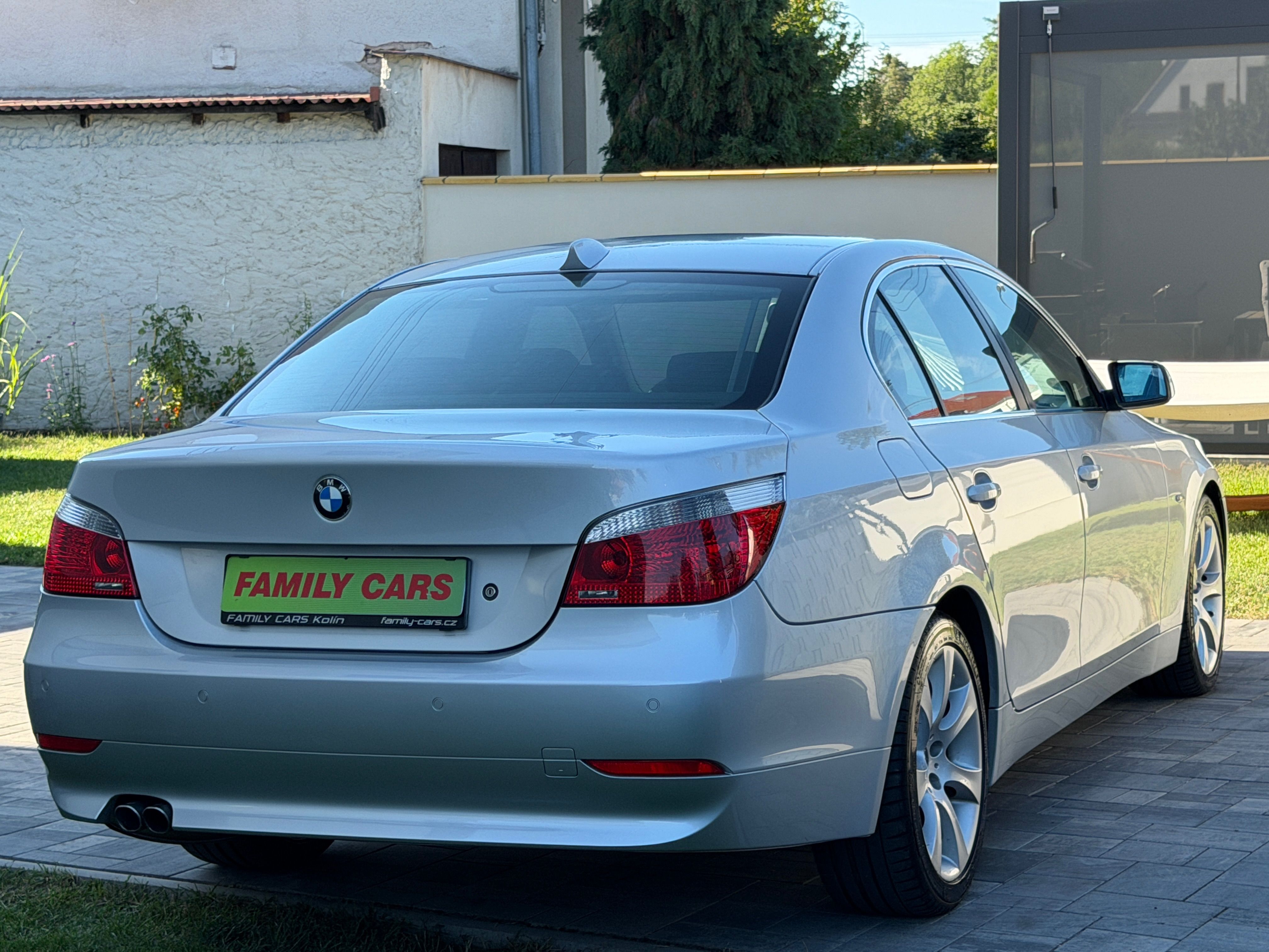 BMW Řada 5, 525,2.MAJ,PRAVIDELNÝSERVIS,TOP - fotka 6