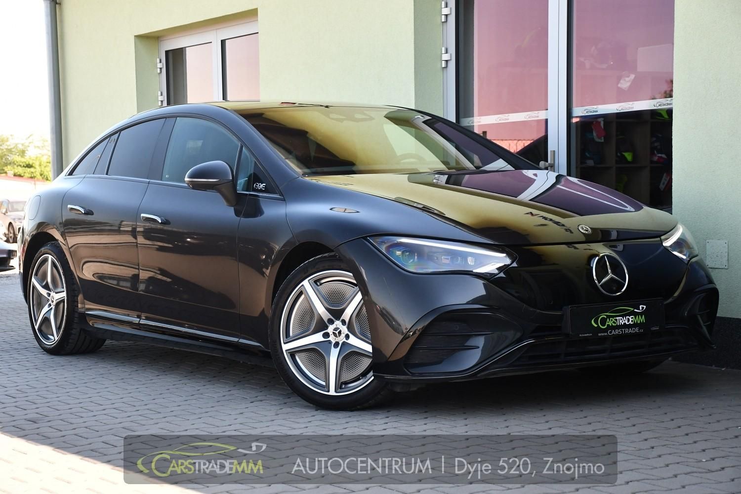 Mercedes-Benz EQE, 350 4MATIC - fotka 3