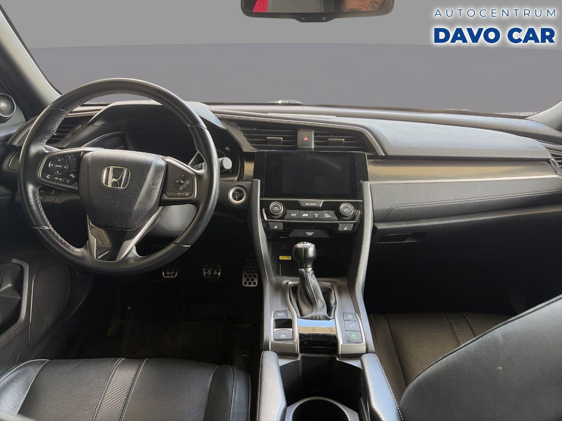 Honda Civic, 1,0 VTEC 93kw Executive - fotka 5