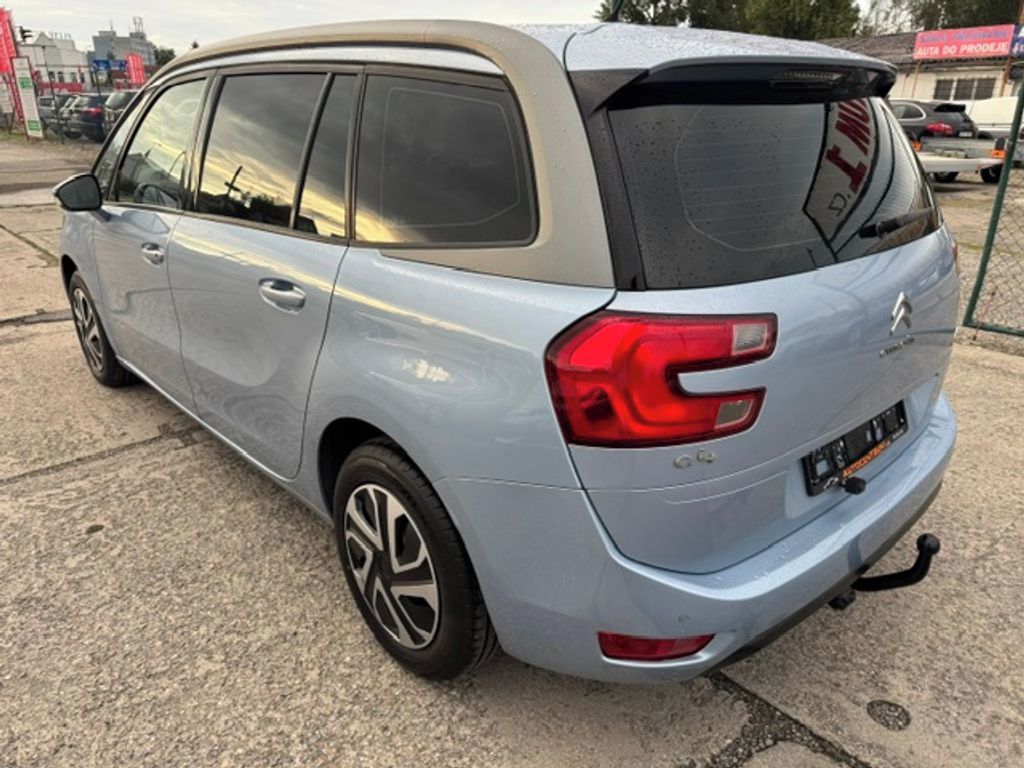 Citroën Grand C4 Picasso, 1,6 HDi 85kW 7 míst!!! - fotka 5