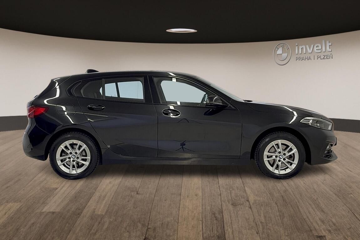 BMW Řada 1, 118i - fotka 2
