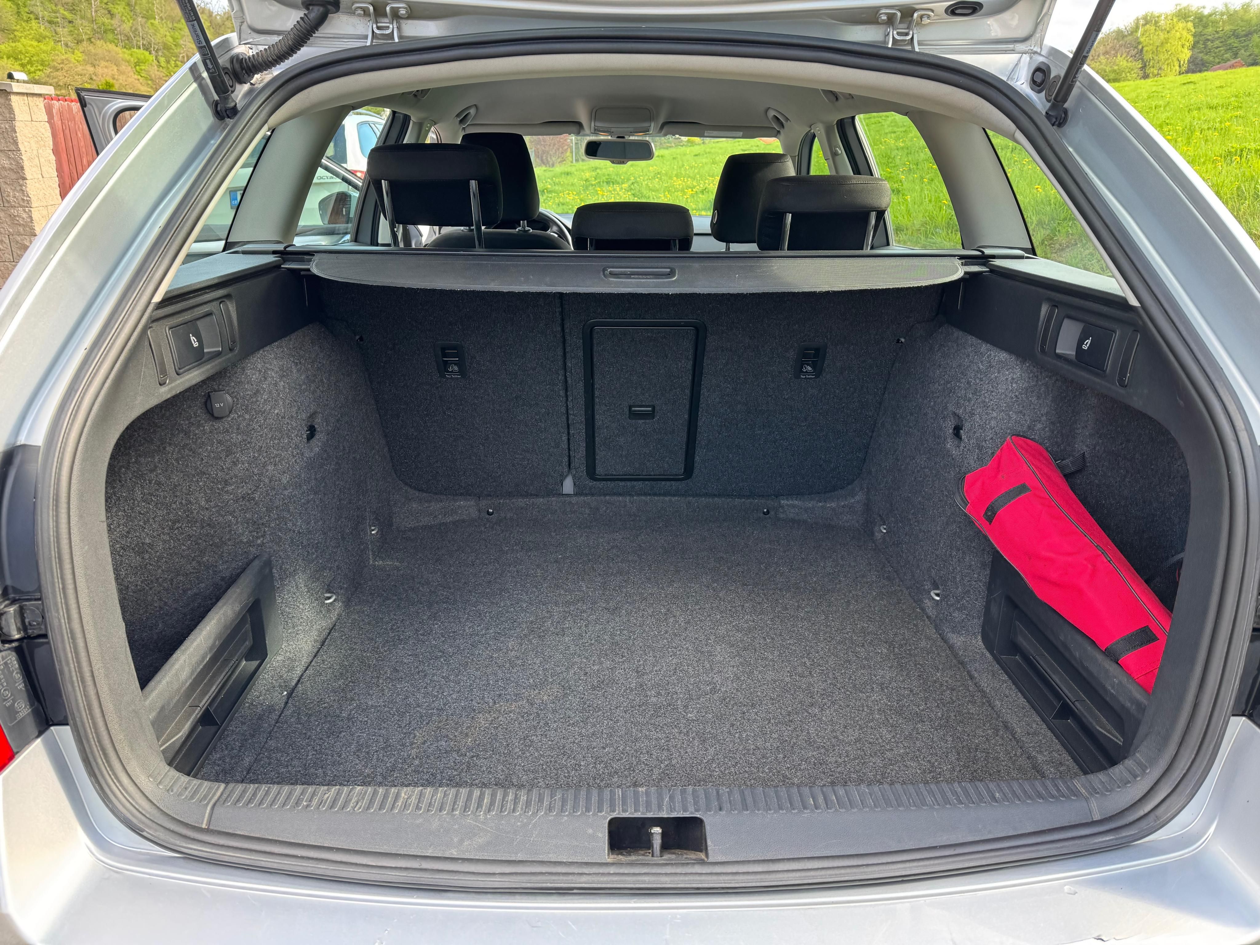 Škoda Octavia, 2.0 TDI - fotka 5