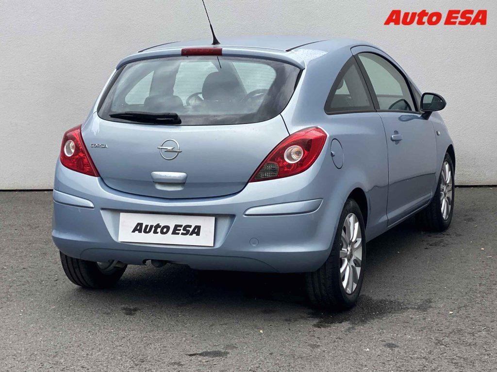 Opel Corsa, 1.2i - fotka 4