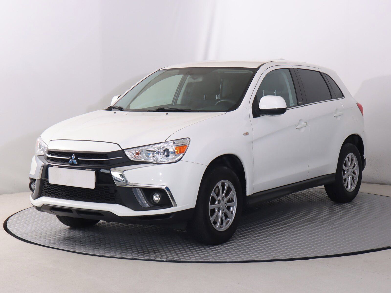 Mitsubishi ASX, 1.6 MIVEC, Elegance - fotka 2