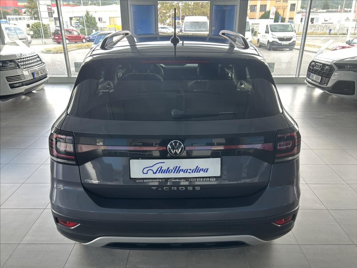 Volkswagen T-Cross, 1,0   TSI,LIFE,2.MAJITEL - fotka 5