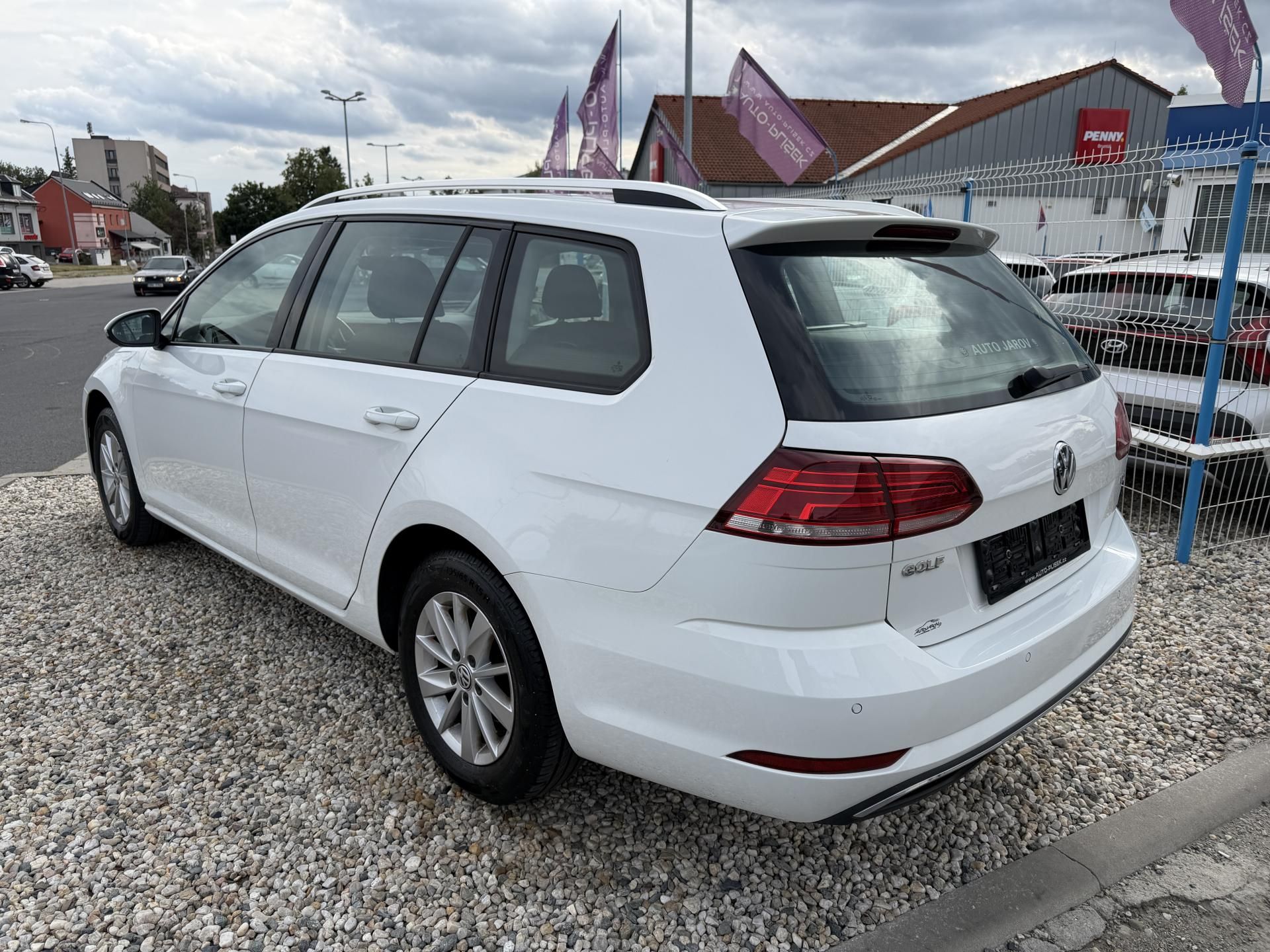 Volkswagen Golf, Combi VII 1,6 TDi/85kW - fotka 5