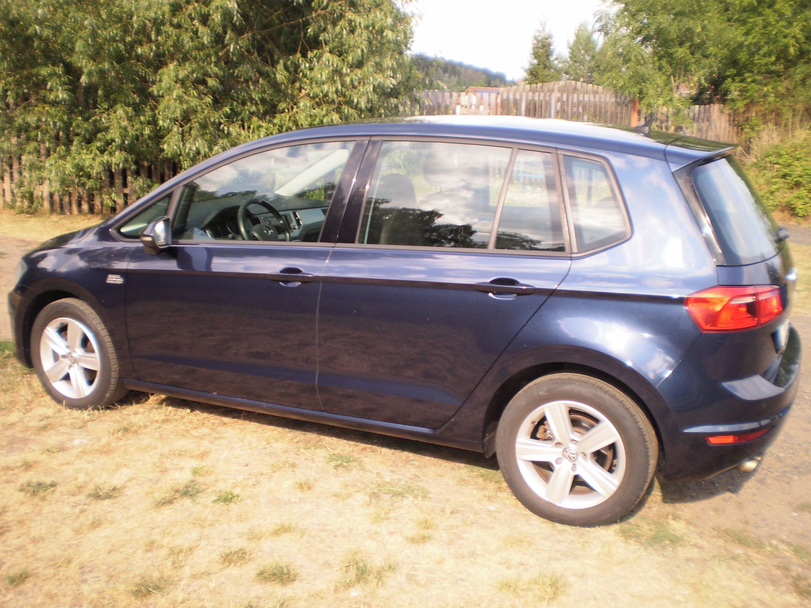 Volkswagen Golf Sportsvan, Comfort,servisovano - fotka 6