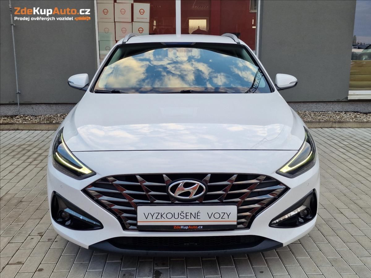 Hyundai i30, 1.0T-Gdi Smart Kombi,ČR,1.Maj - fotka 4