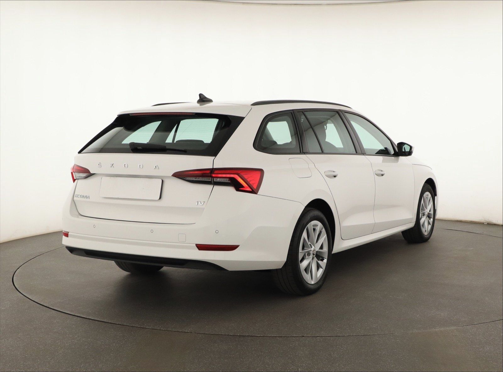 Škoda Octavia, 1.4 TSI iV, Ambition, Automat - fotka 5