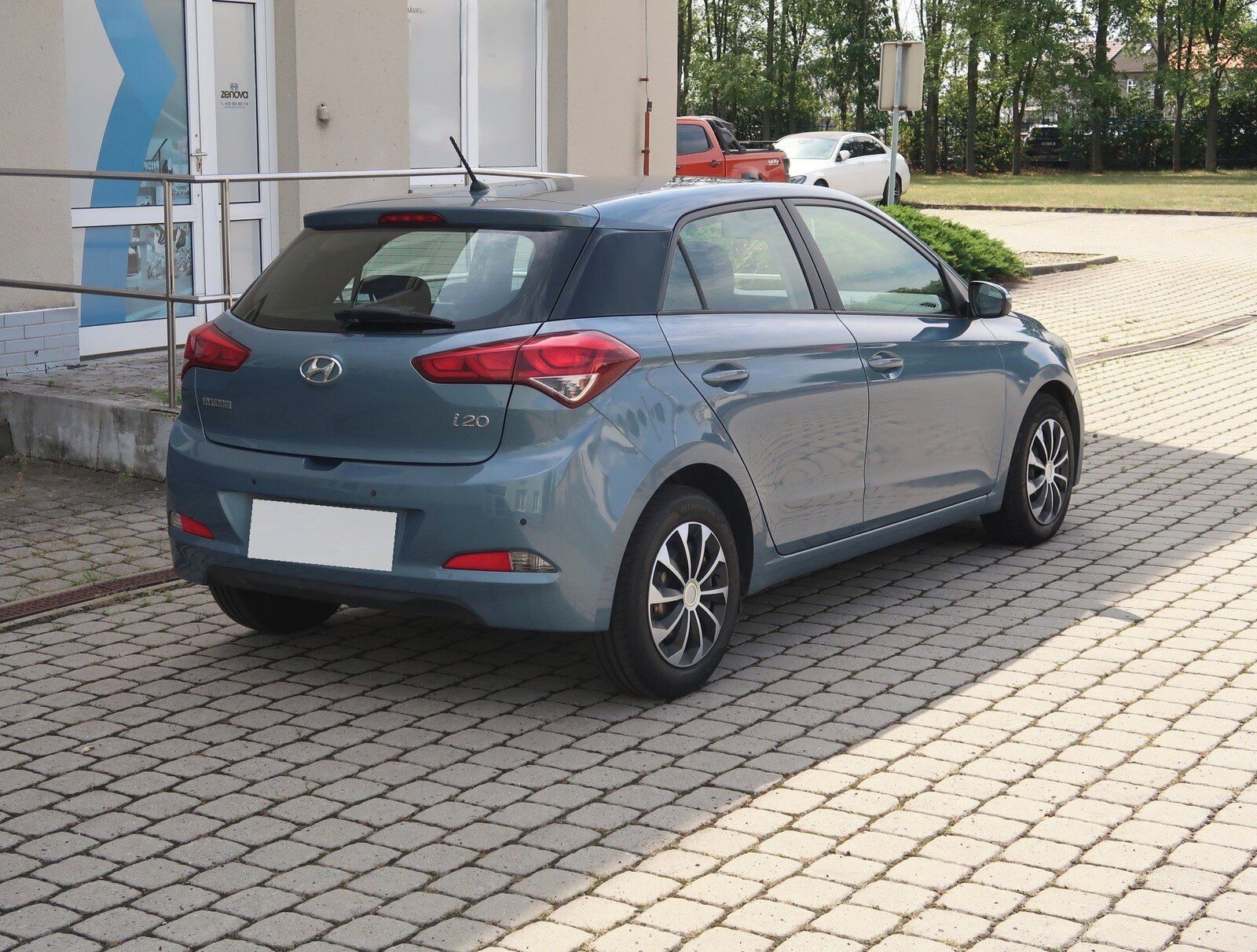Hyundai i20, 1.1 CRDi, Serv.kniha, Klima - fotka 5