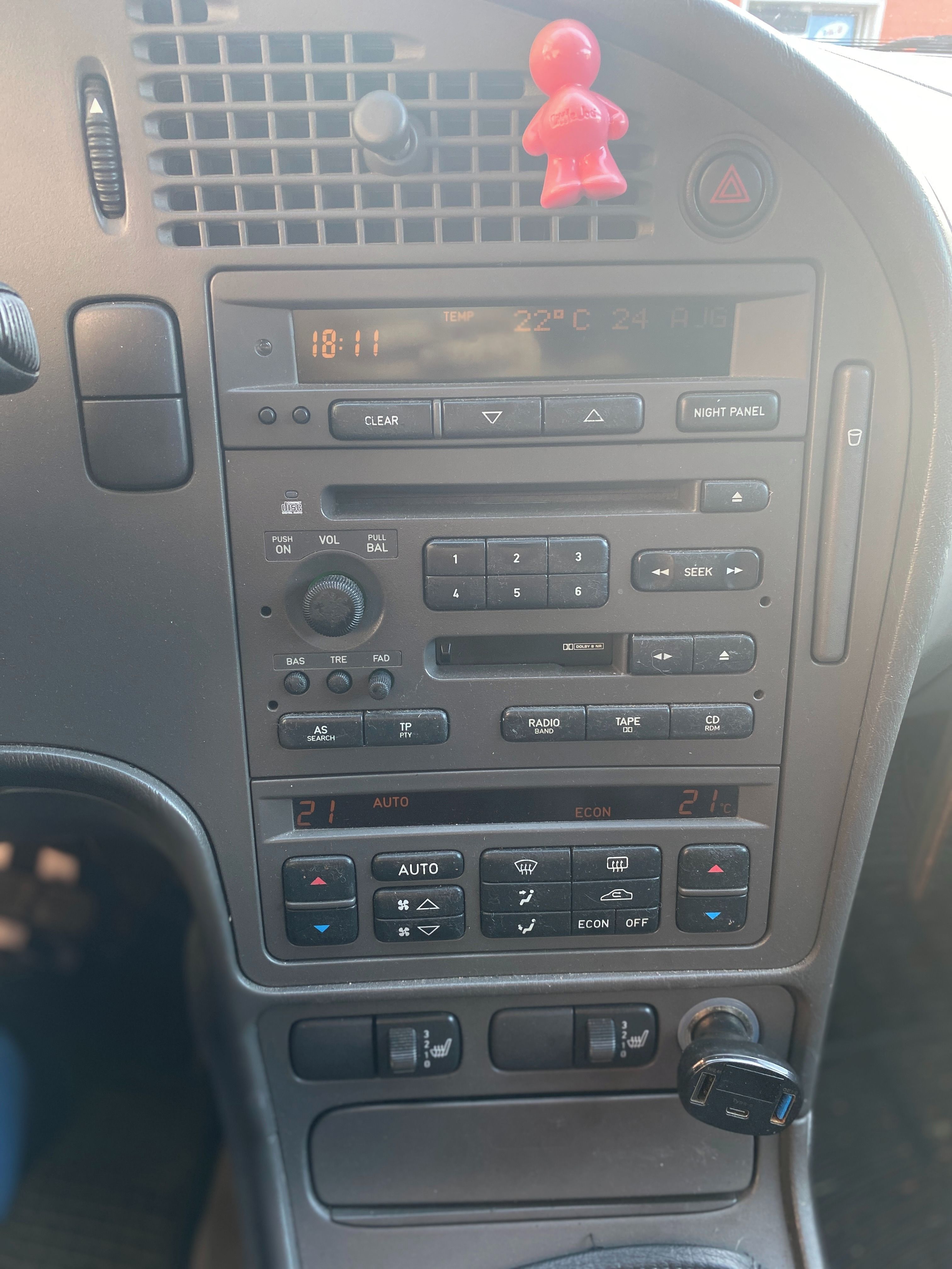Saab 9-5, Saab 9-5 2.0t 2001 - fotka 6