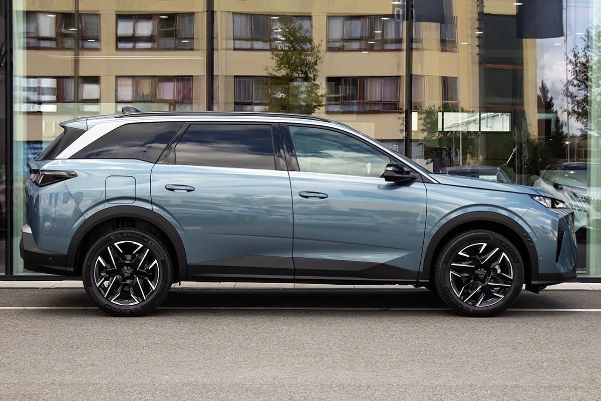 Peugeot 5008, 1,2 ALLURE Hybrid 145 e-DCS6 - fotka 4
