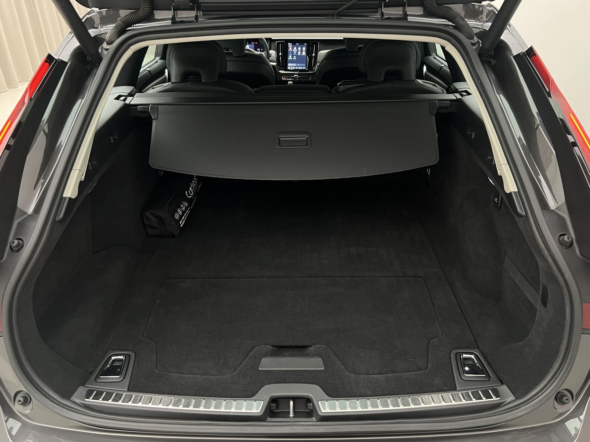 Volvo V90, CC B4 AWD BRIGHT PLUS AUT CZ - fotka 5